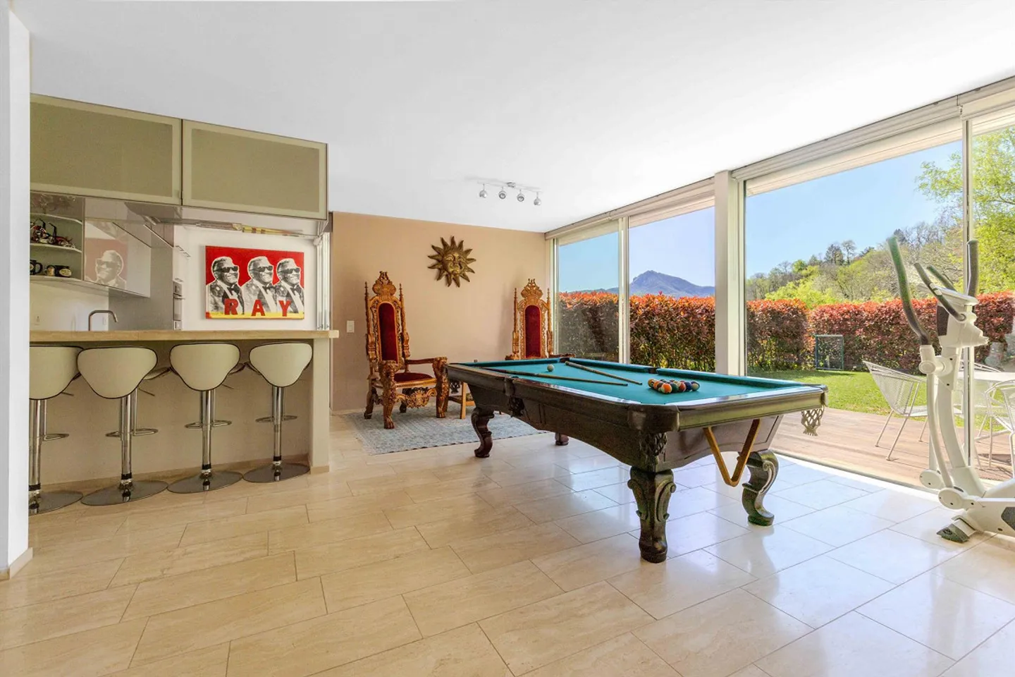 Grande villa avec piscine privée et vue imprenable à Carona - Photo 8 sur 12