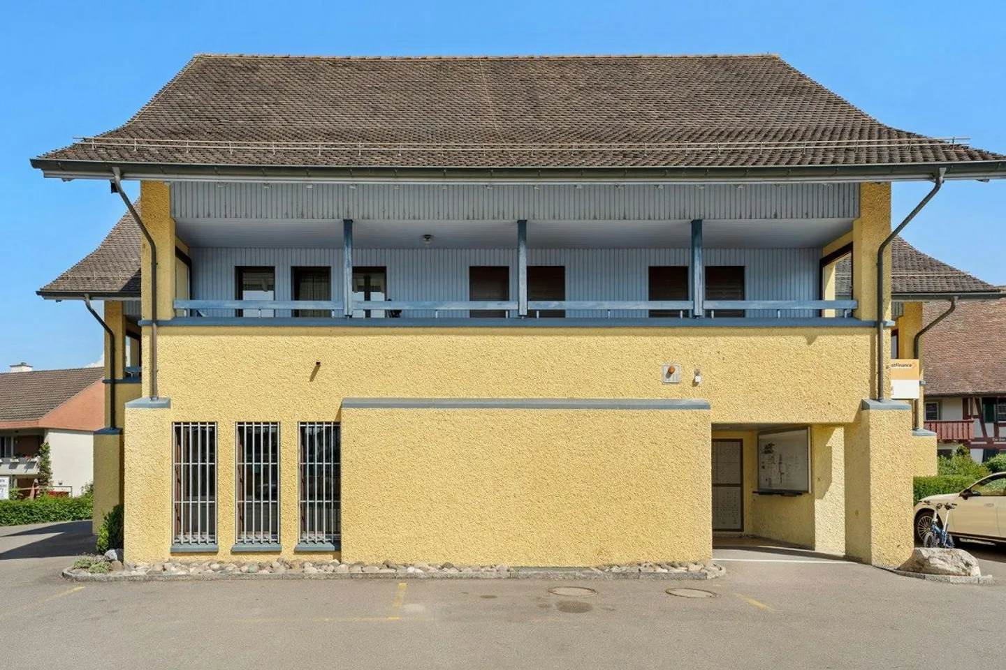 Il tuo investimento immobiliare: appartamenti in affitto / studi nel centro del villaggio di Rafz - Foto 4 di 12