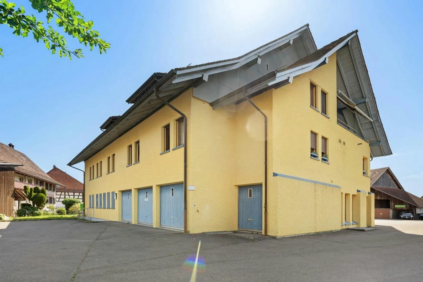 Il tuo investimento immobiliare: appartamenti in affitto / studi nel centro del villaggio di Rafz - Foto 5 di 12