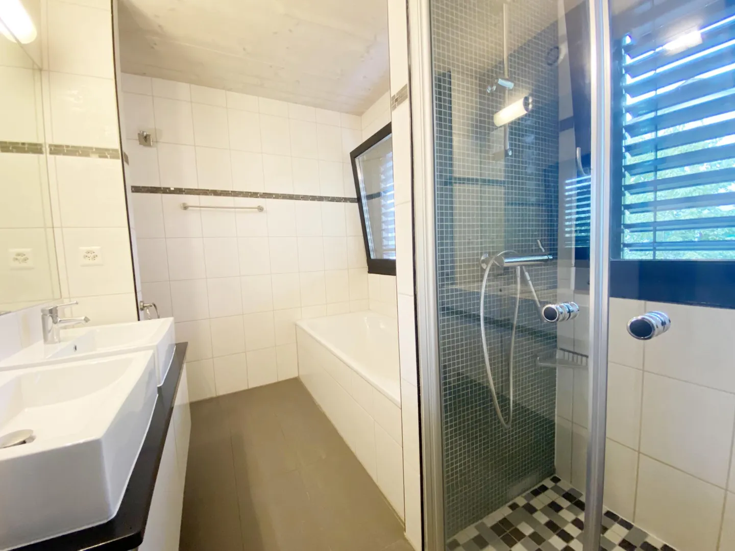 Casa a gradini in affitto - Foto 13 di 17