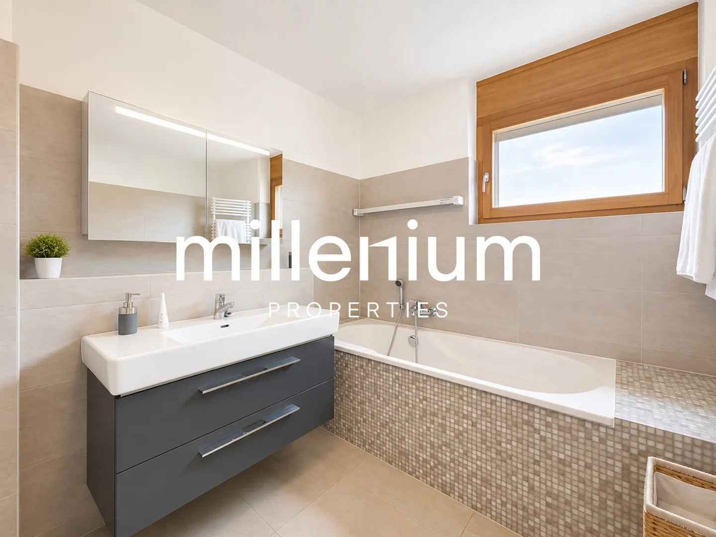 Magnifique appartement meublé de 4 pièces avec terrasse - Photo 11 sur 11