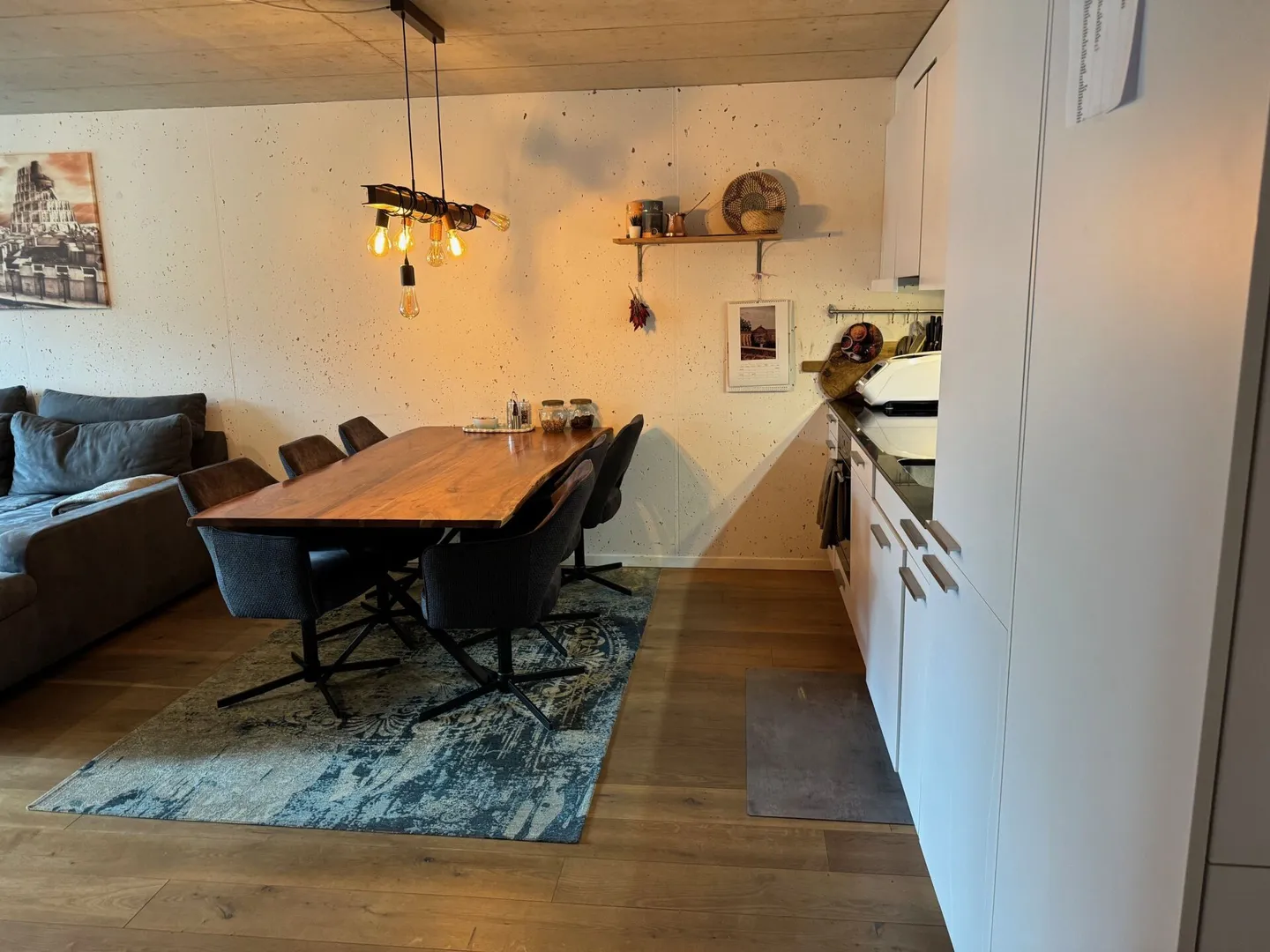 Appartement moderne de 3,5 pièces au 1er étage avec balcon - Photo 2 sur 8