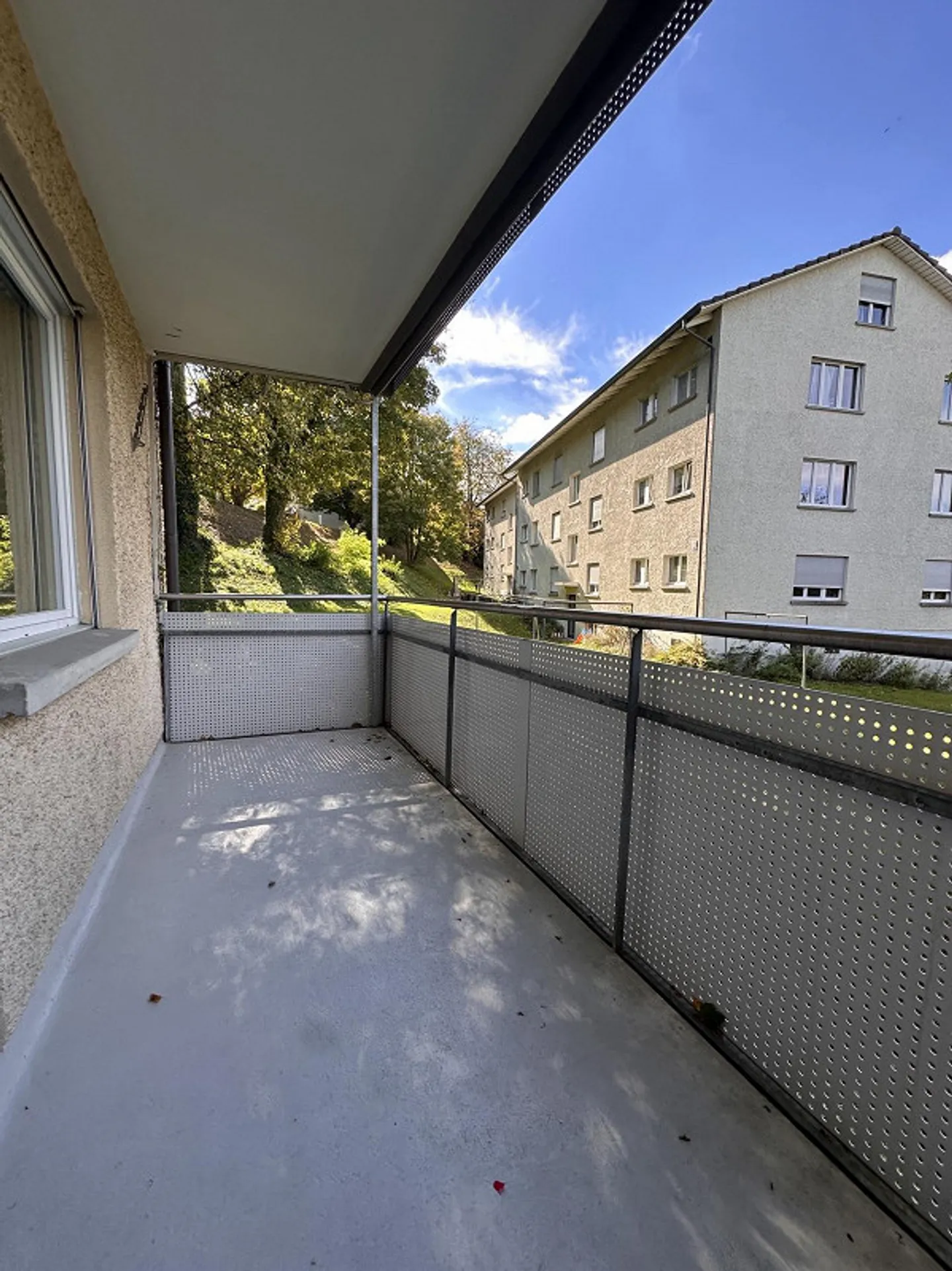 Apartment in the Green of the City - Photo 5 of 10
