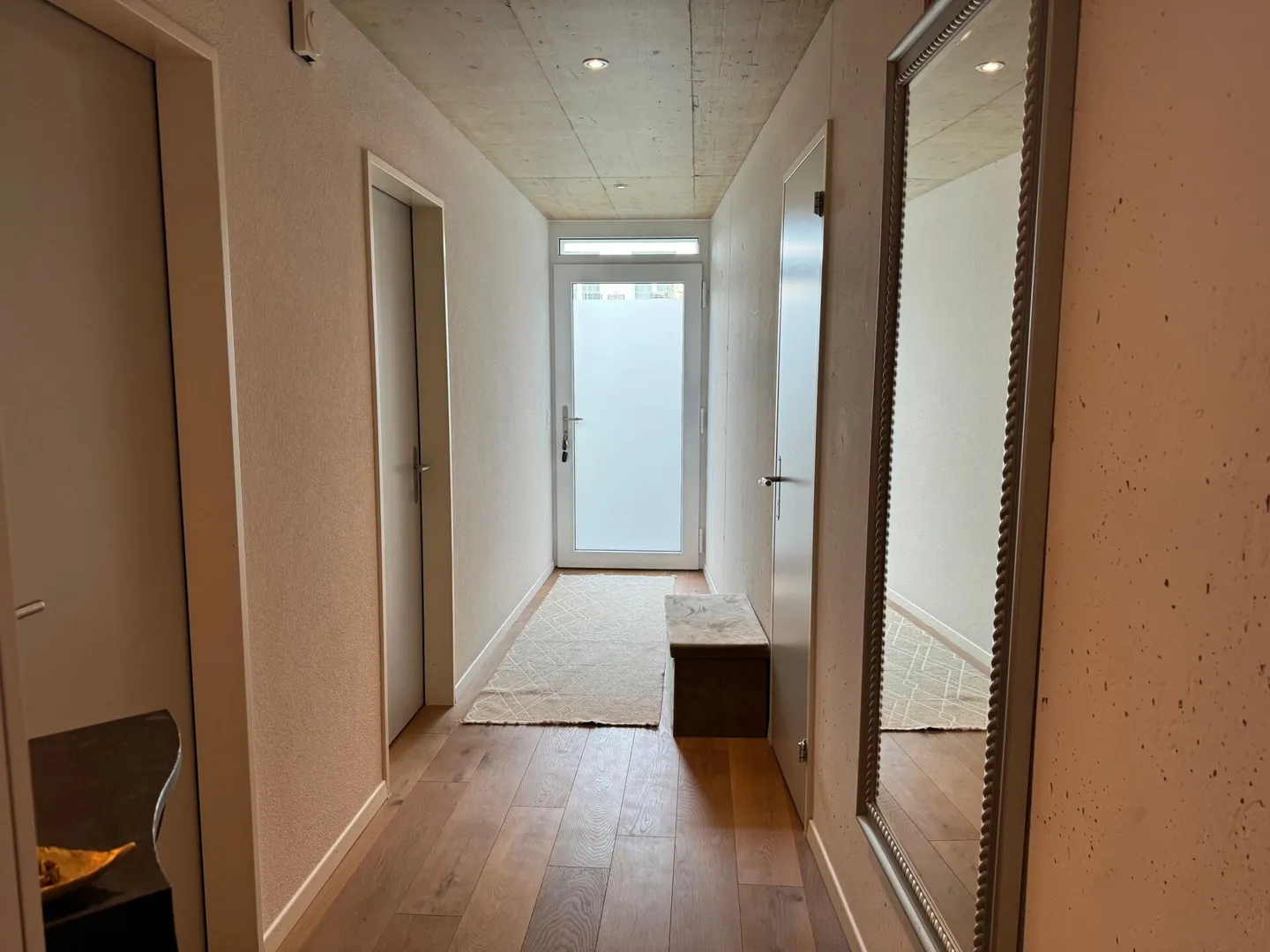 Appartement moderne de 3,5 pièces au 1er étage avec balcon - Photo 5 sur 8