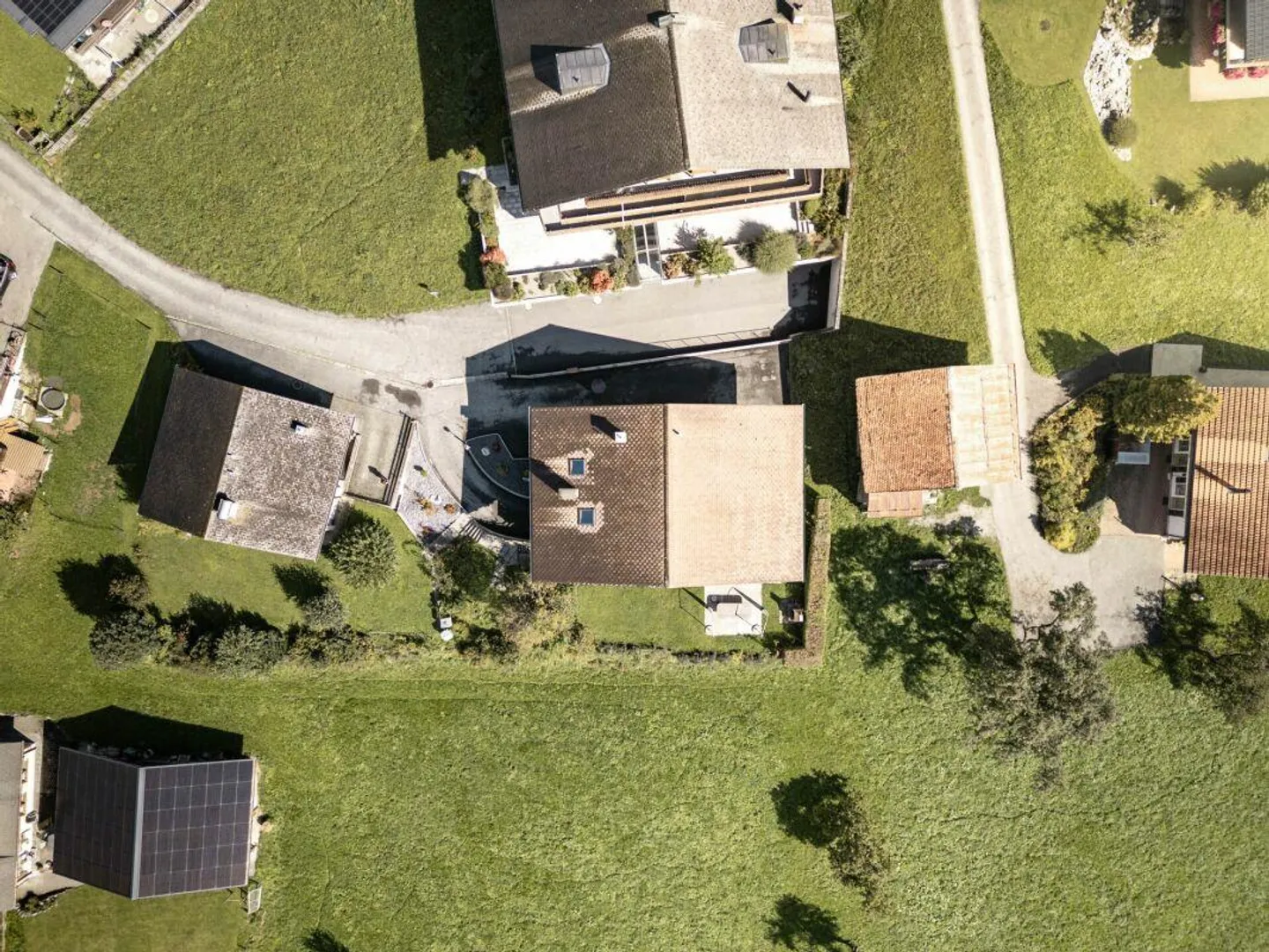 Spacious 5-Room Penthouse Apartment in Chalet Granit - Photo 23 of 23