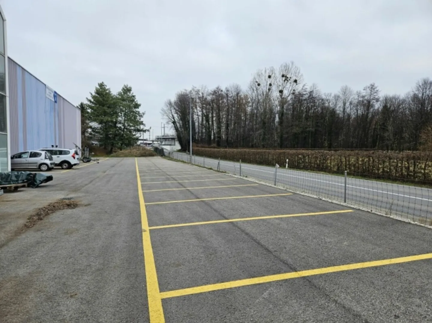 Immeuble mixte à louer - Photo 2 sur 3