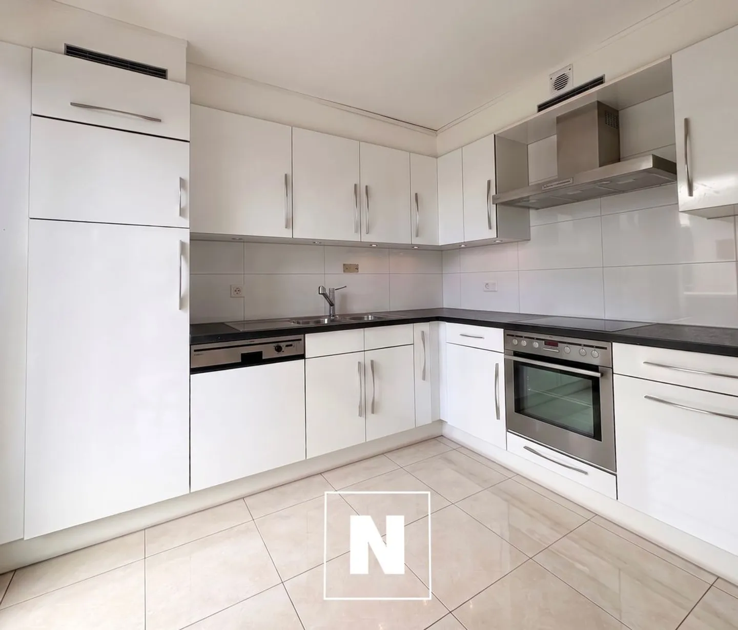 Appartamento attico di 4,5 locali in vendita a Losanna - 127 m², grande balcone - Foto 2 di 13