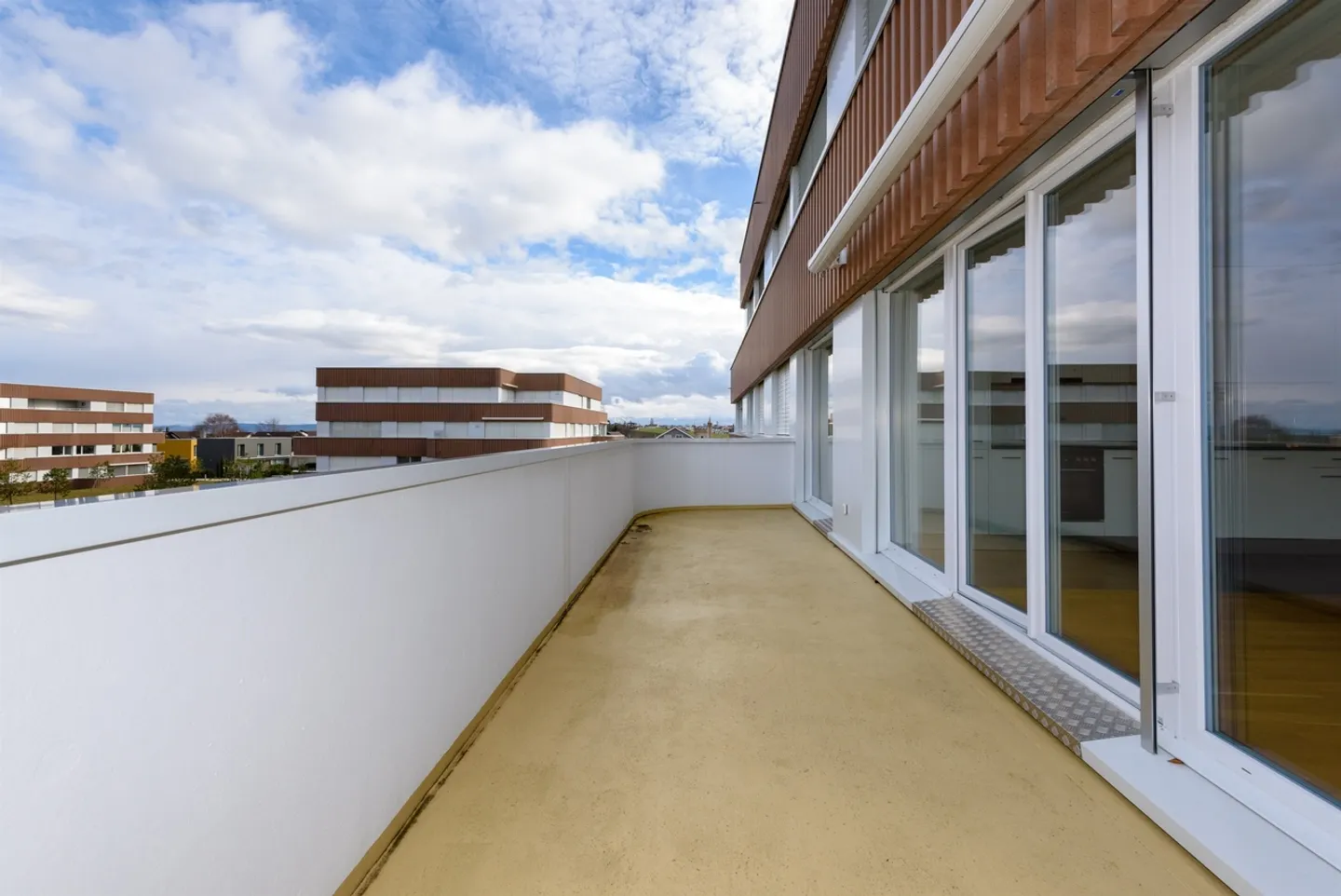 Modern, spacious and well-located apartment! - Photo 6 of 9