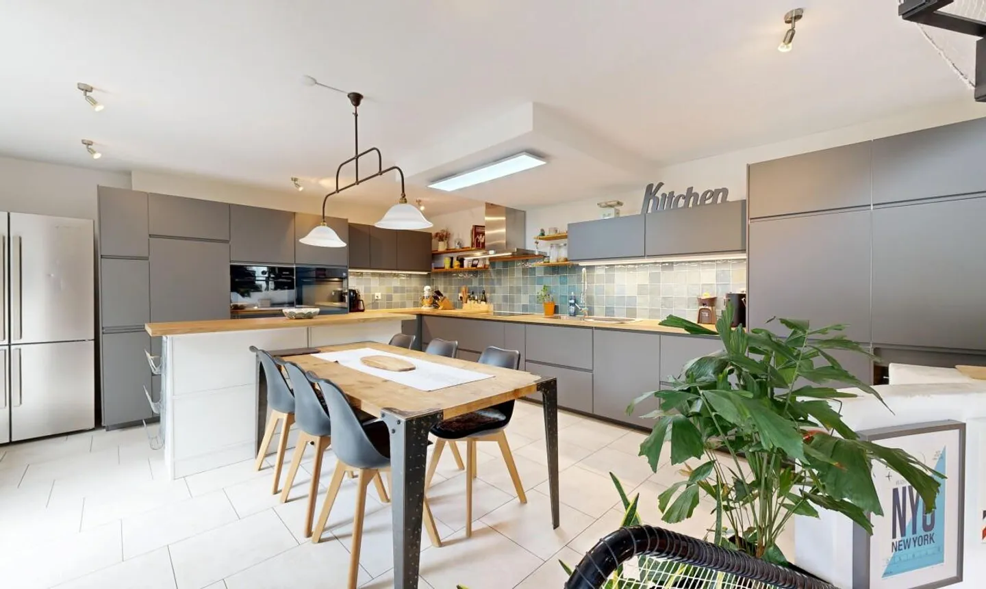 Maison individuelle de 4 pièces et grands espaces extérieurs - Boverni - Photo 3 sur 11