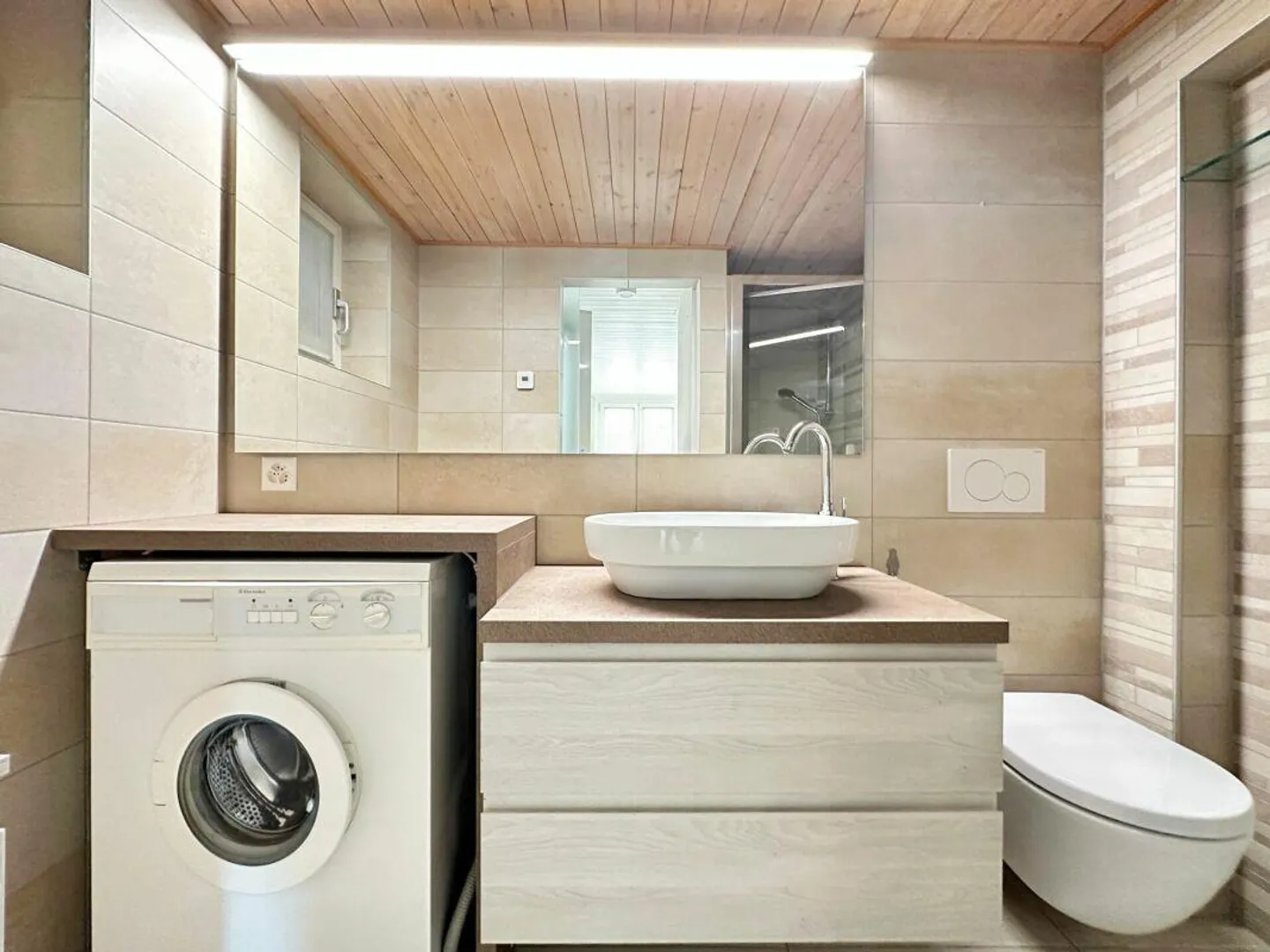 Renovated 2.5 Rooms in the Heart of Verscio - Photo 5 of 6