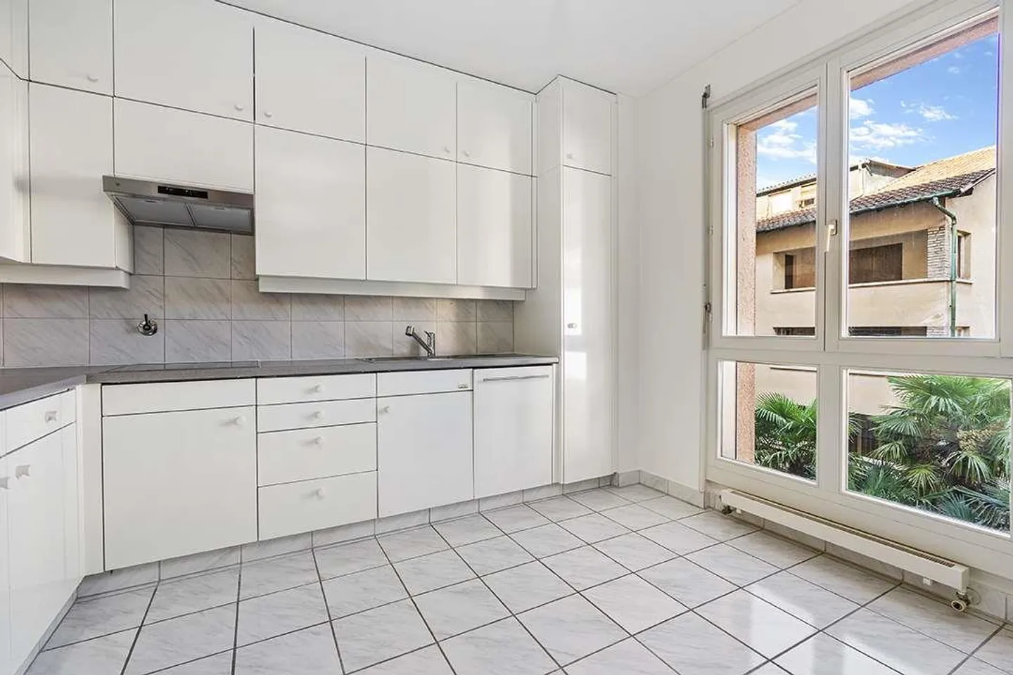 Appartamento 6,5 lusso a Lugano Cassarate immerso nel verde - Foto 3 di 4