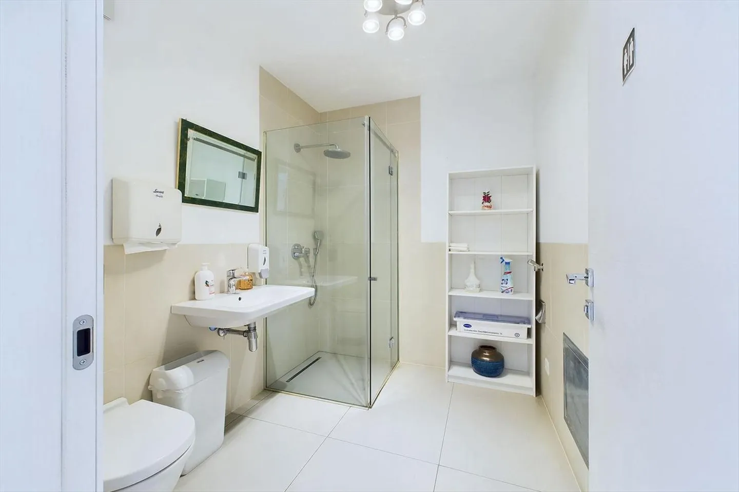 Office - Photo 3 of 10