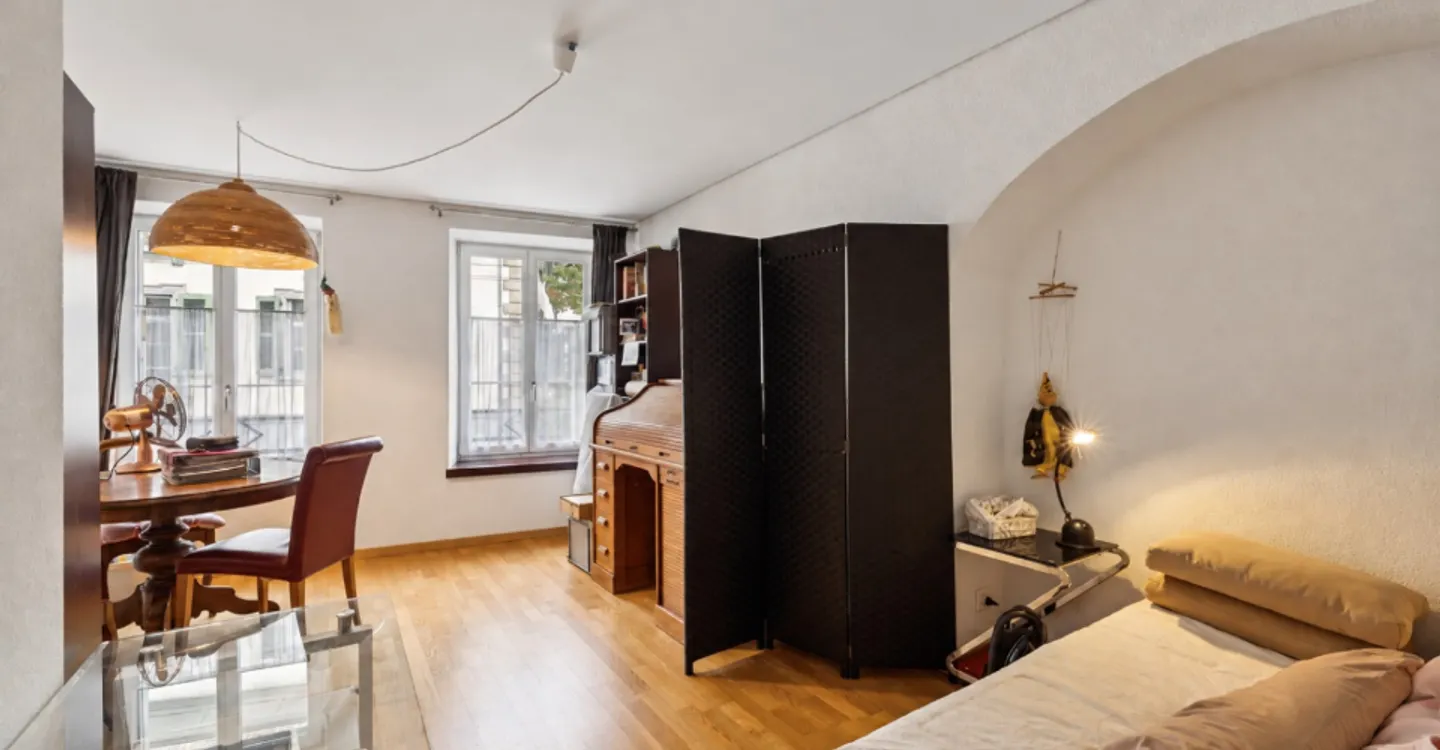 Superbe duplex de 5,5 pièces avec terrasse à deux pas du lac - Foto 4 von 6