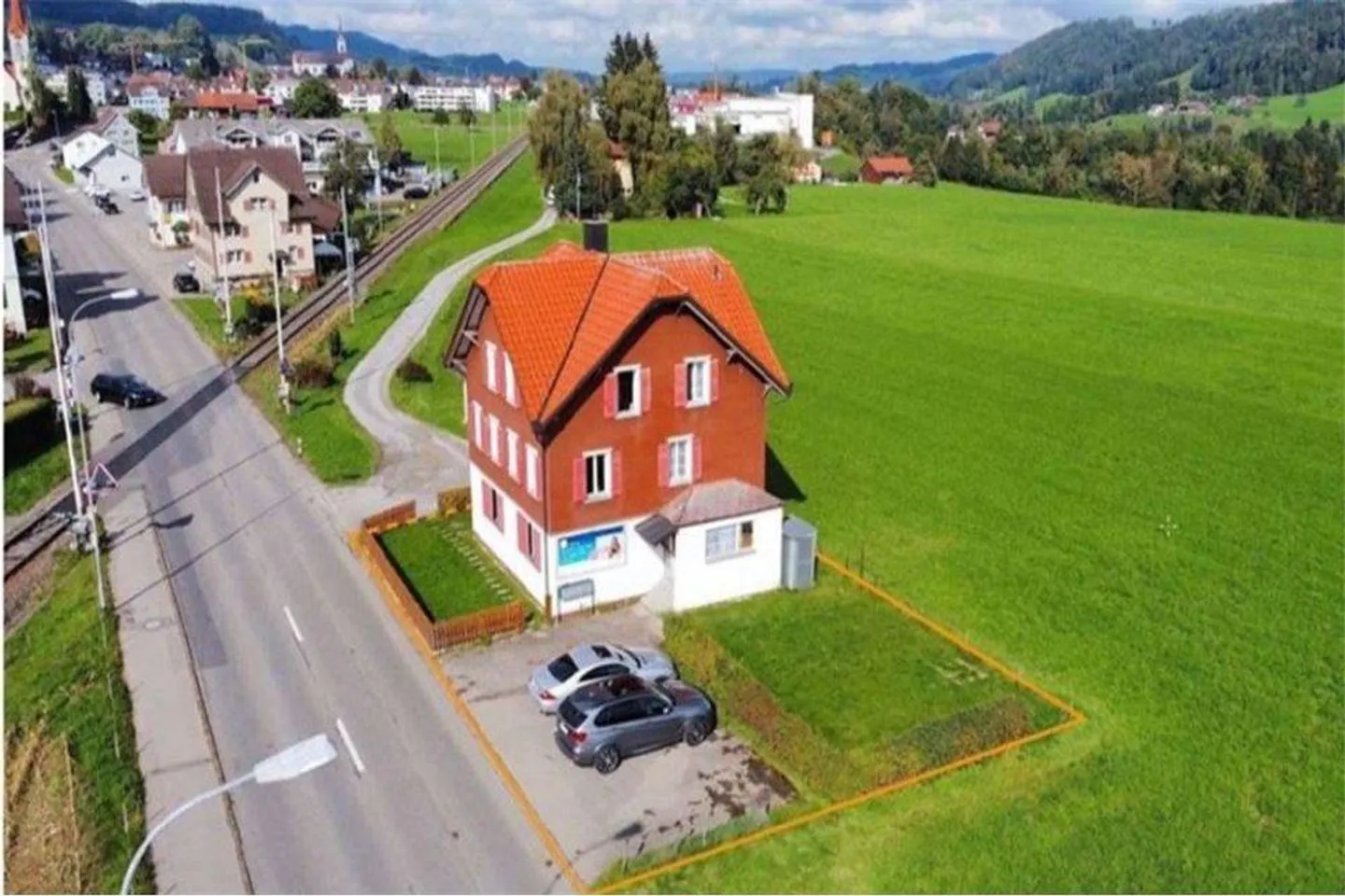 Proprietà di rendimento interessante nel Toggenburg - Foto 1 di 12