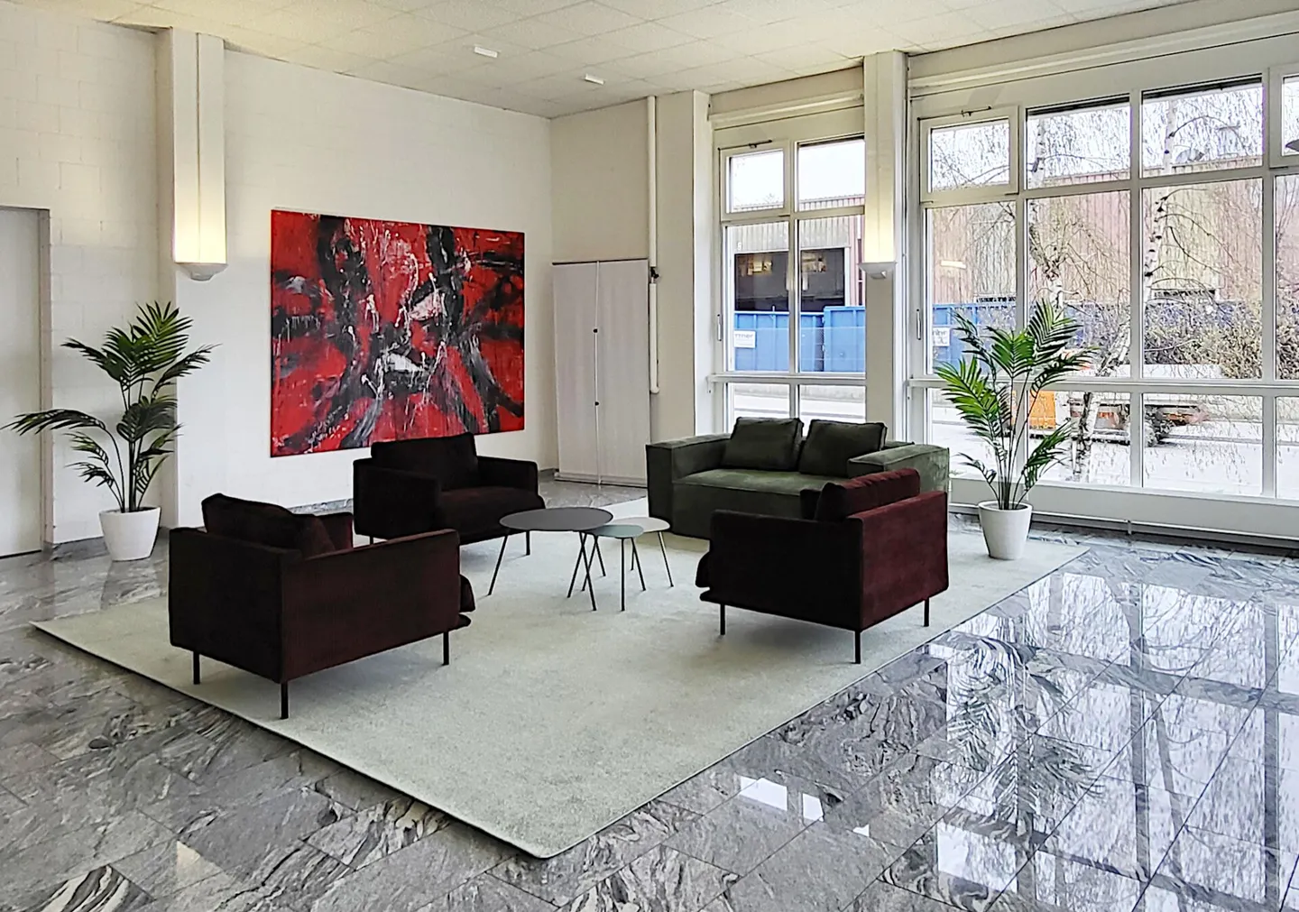 Ausserordentlich helle Fläche für individuellen Ausbau! - Foto 4 von 13