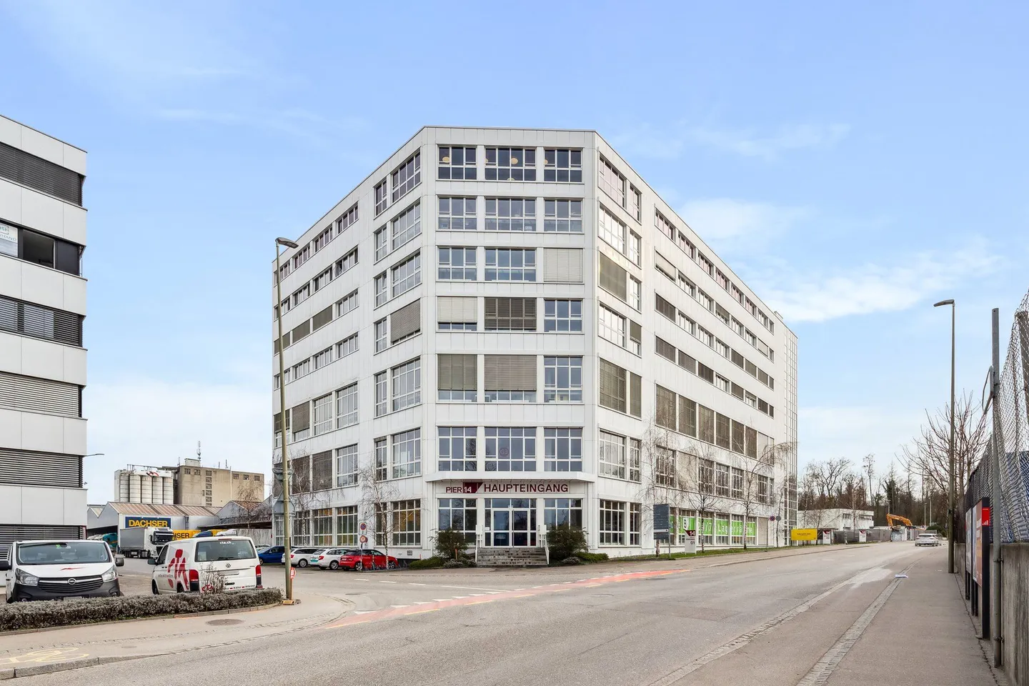 Ausserordentlich helle Fläche für individuellen Ausbau! - Foto 13 von 13
