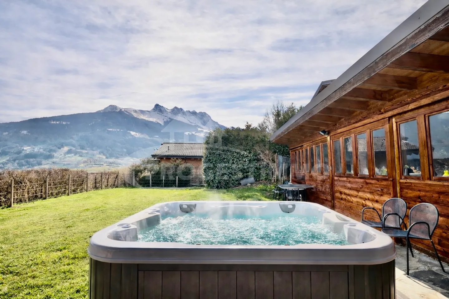 Bonheur familial avec une vue imprenable sur les Dents du Midi - Photo 18 sur 19