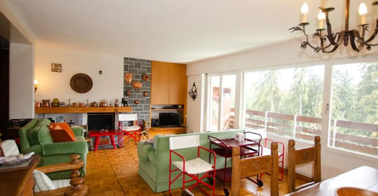 Spacious Apartment in Crans-Montana - Photo 4 of 10