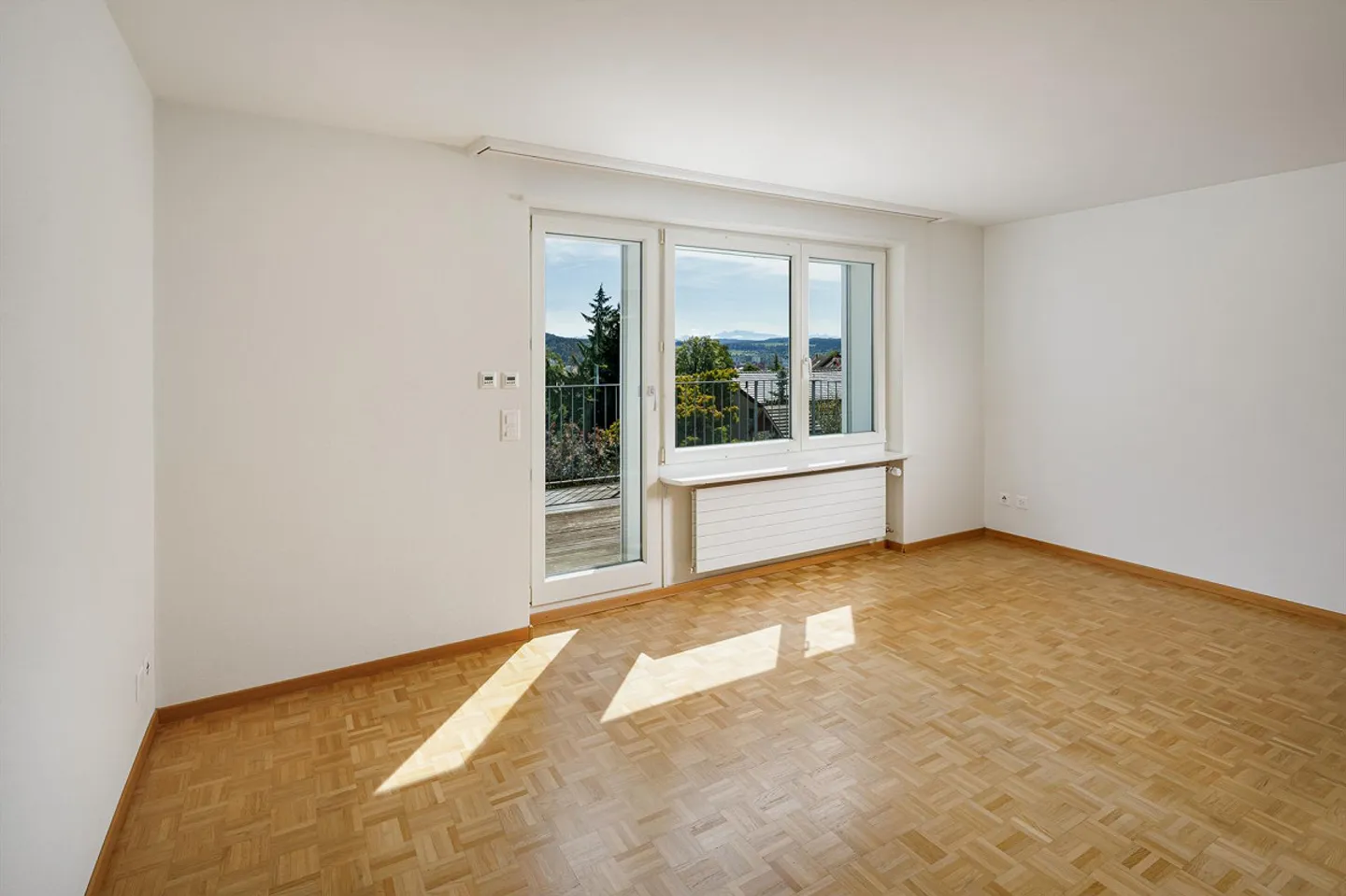 Maison individuelle représentative avec flair des années 60 et accents baroques - Photo 9 sur 11