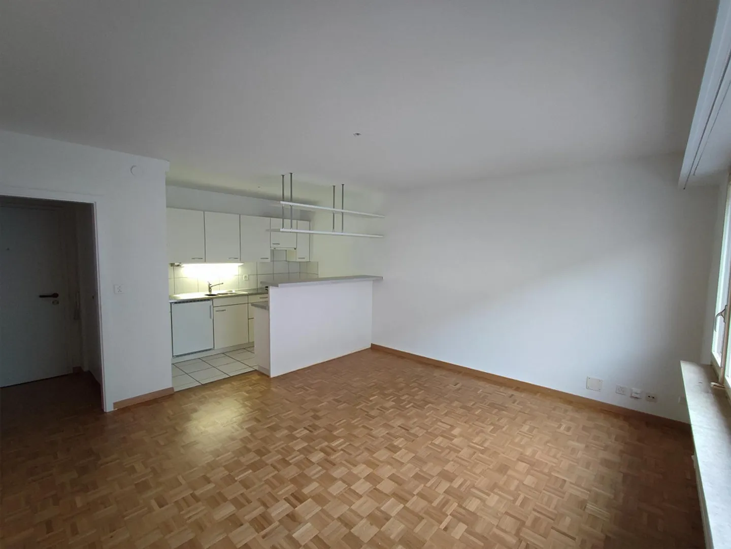 Appartement idéal pour les célibataires, les étudiants et les couples au cœur de Kleinhüningen - Photo 3 sur 9
