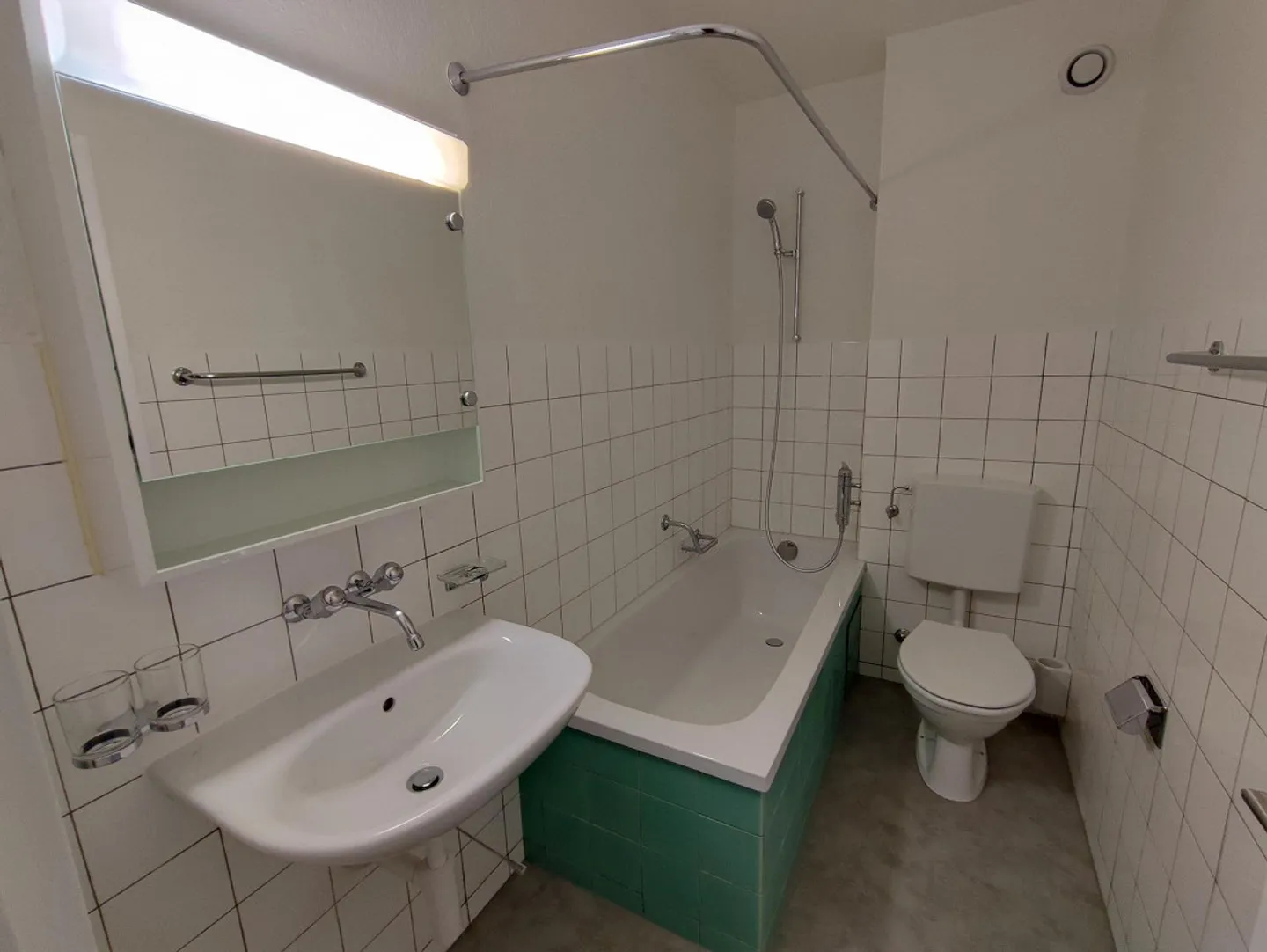 Appartement idéal pour les célibataires, les étudiants et les couples au cœur de Kleinhüningen - Photo 6 sur 9