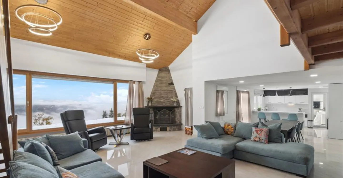 Villa d'exception avec vue alpine - Photo 1 sur 10