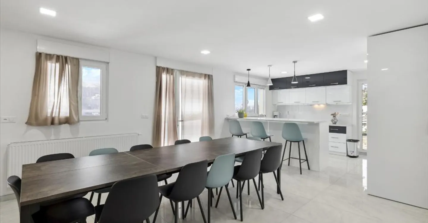 Villa d'exception avec vue alpine - Photo 5 sur 10