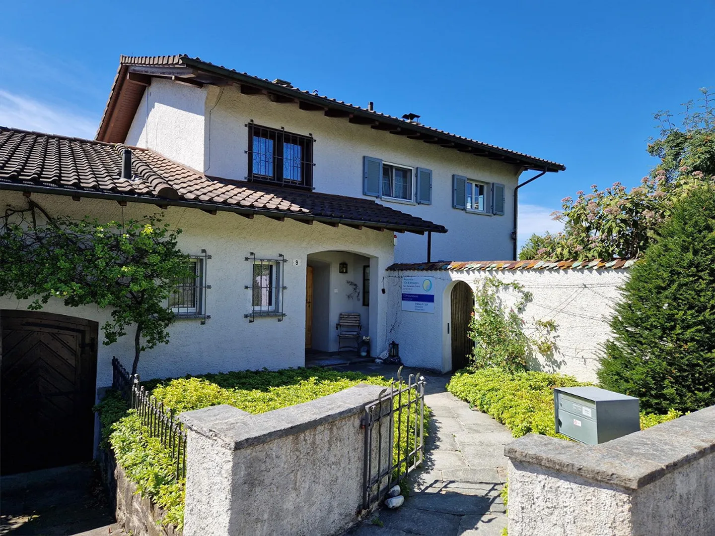 Charmantes Einfamilienhaus mit Garten - Foto 1 von 30