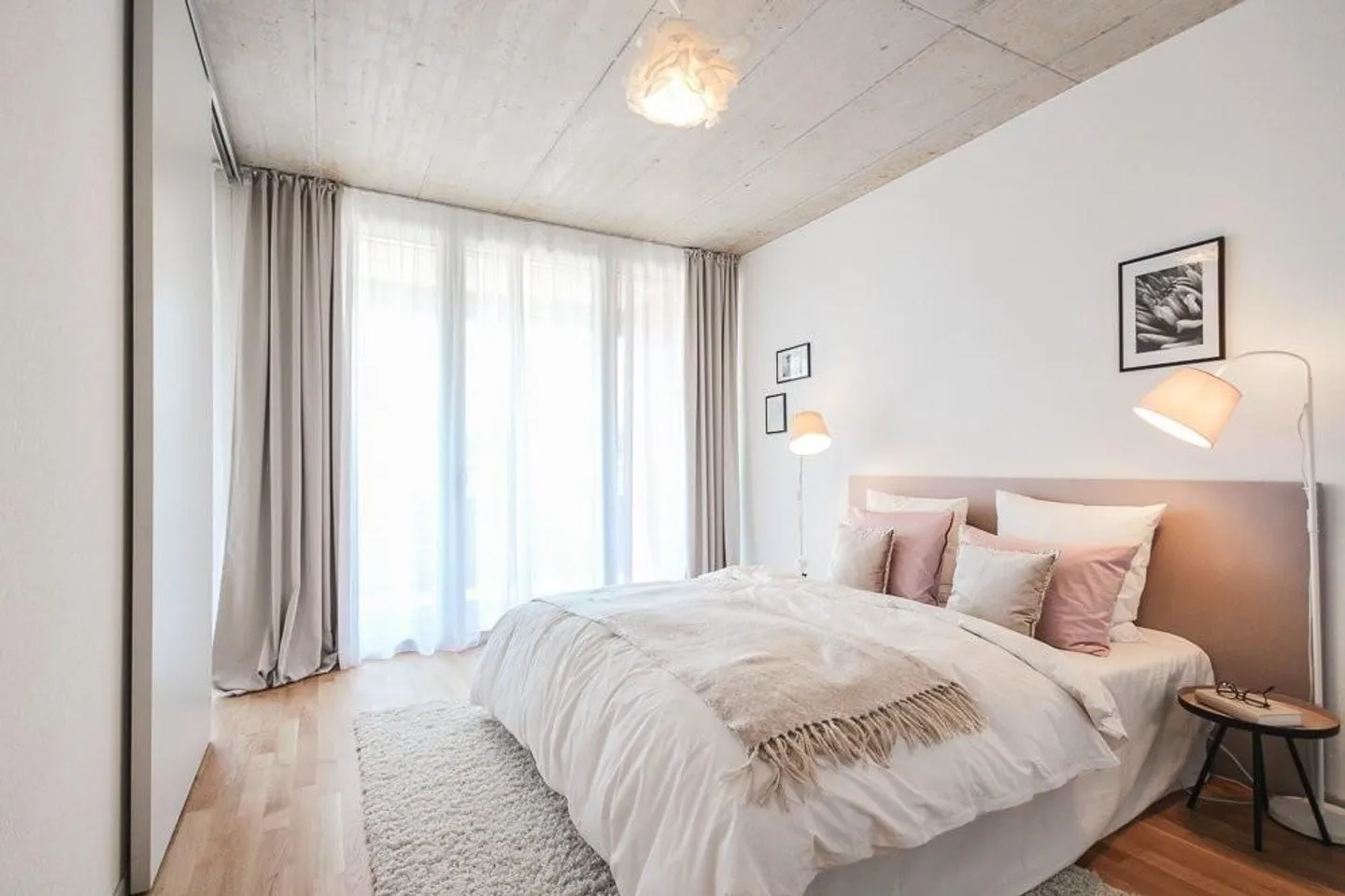 Première occupation : Appartement moderne de 2,5 pièces avec balcon - Photo 4 sur 4