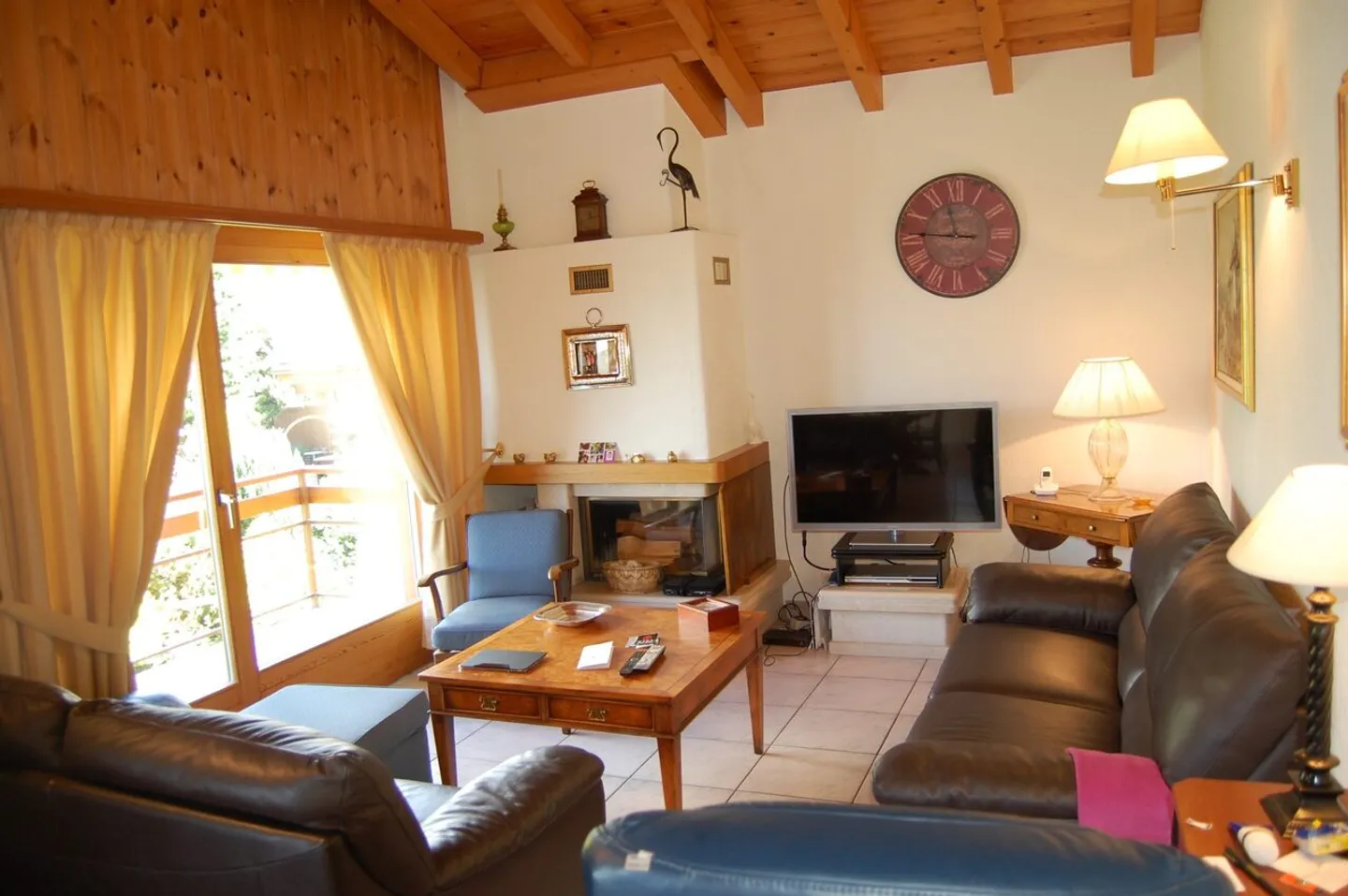 Chalet avec charme, 6,5 pièces à Crans – Vue incomparable et cadre alpin exceptionnel - Photo 1 sur 17