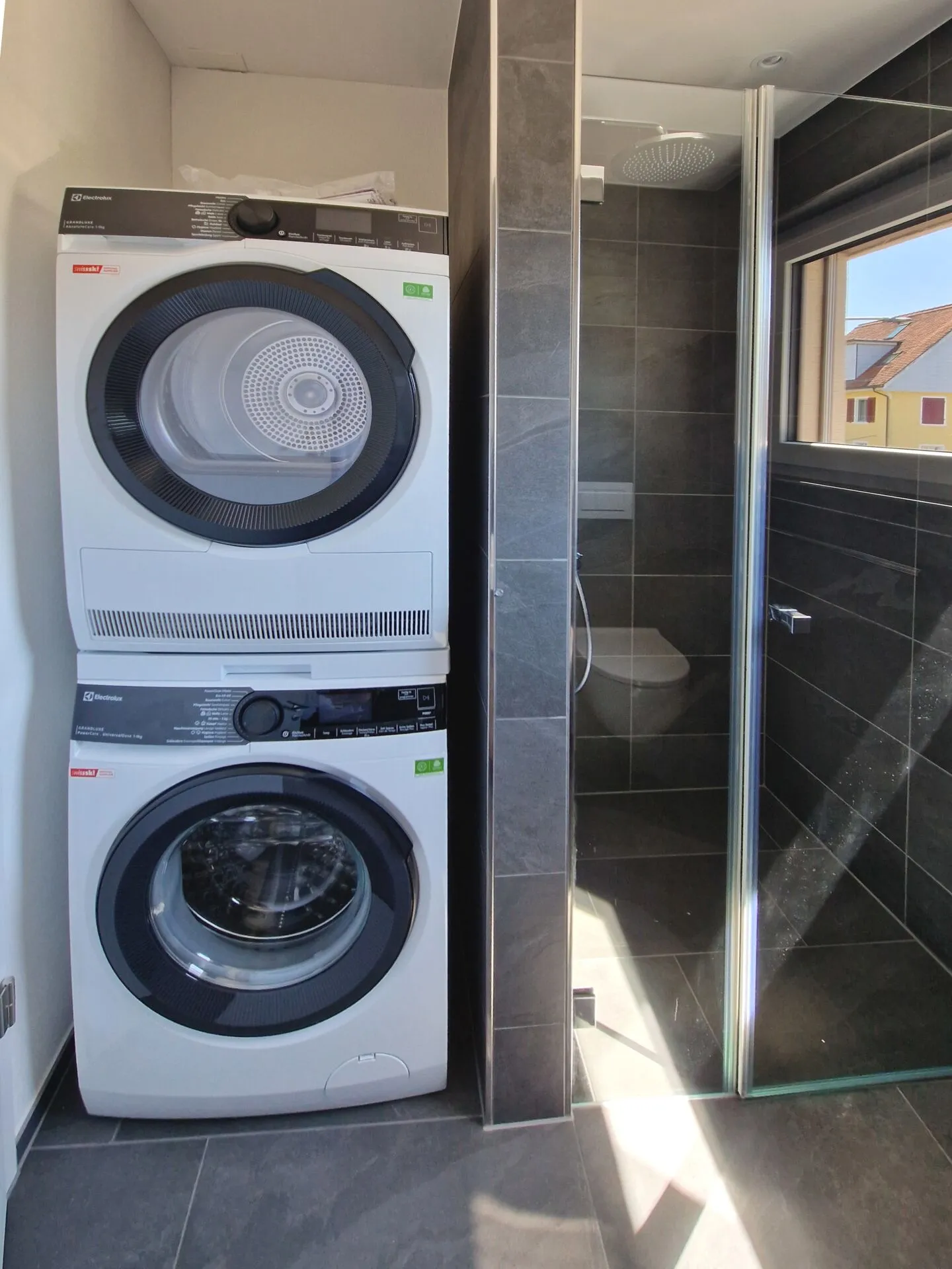 Vie urbaine, vie détendue : moderne appartement de 3,5 pièces au 1er étage - Photo 6 sur 11