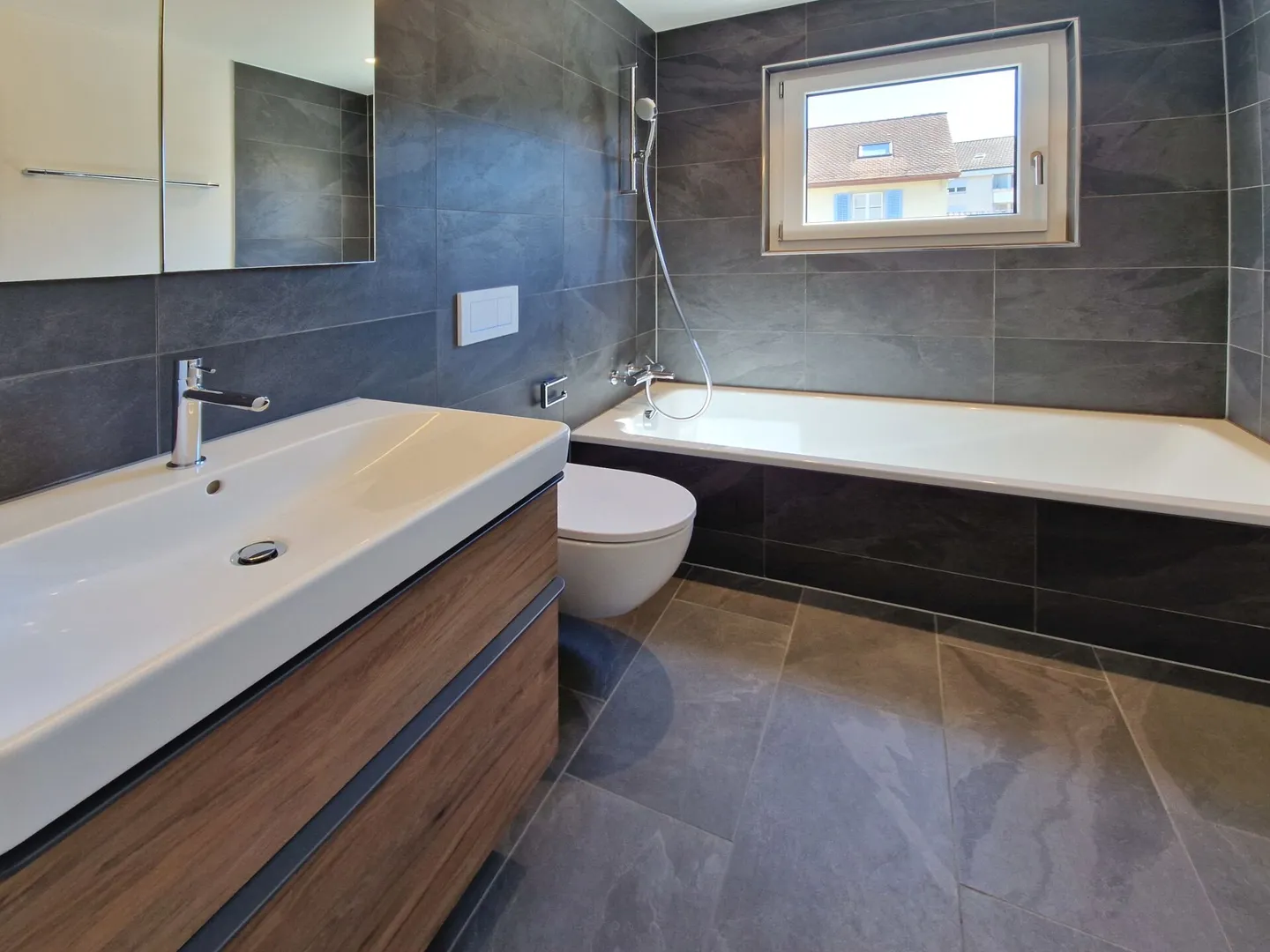 Vie urbaine, vie détendue : moderne appartement de 3,5 pièces au 1er étage - Photo 7 sur 11