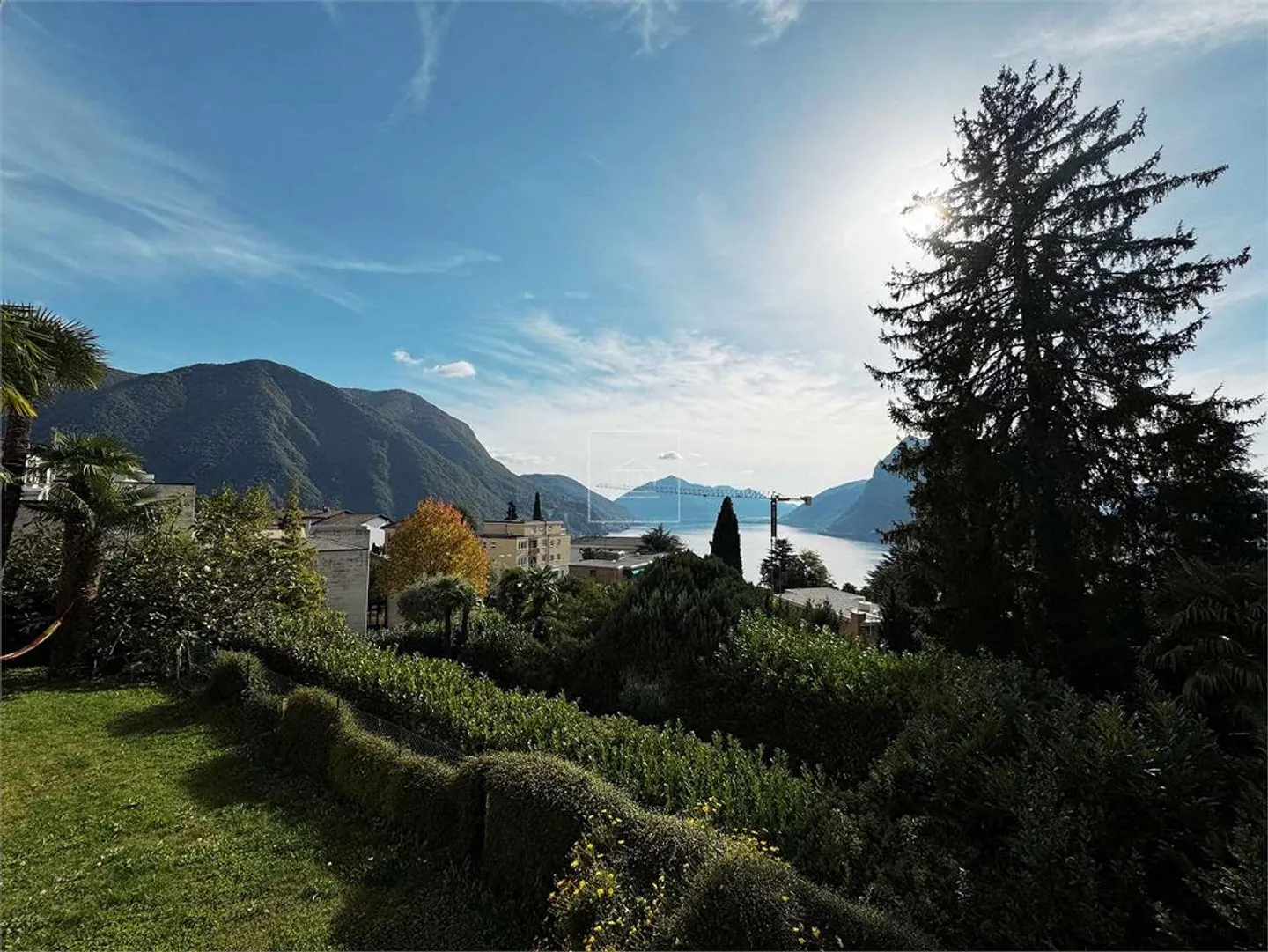 Splendido Duplex di 4.5 Locali con Vista Lago - Foto 2 di 13
