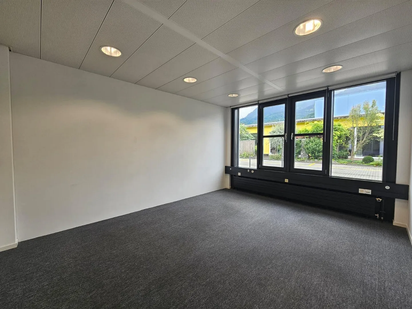 Attraktive Büroflächen in Sevelen - Foto 9 von 18