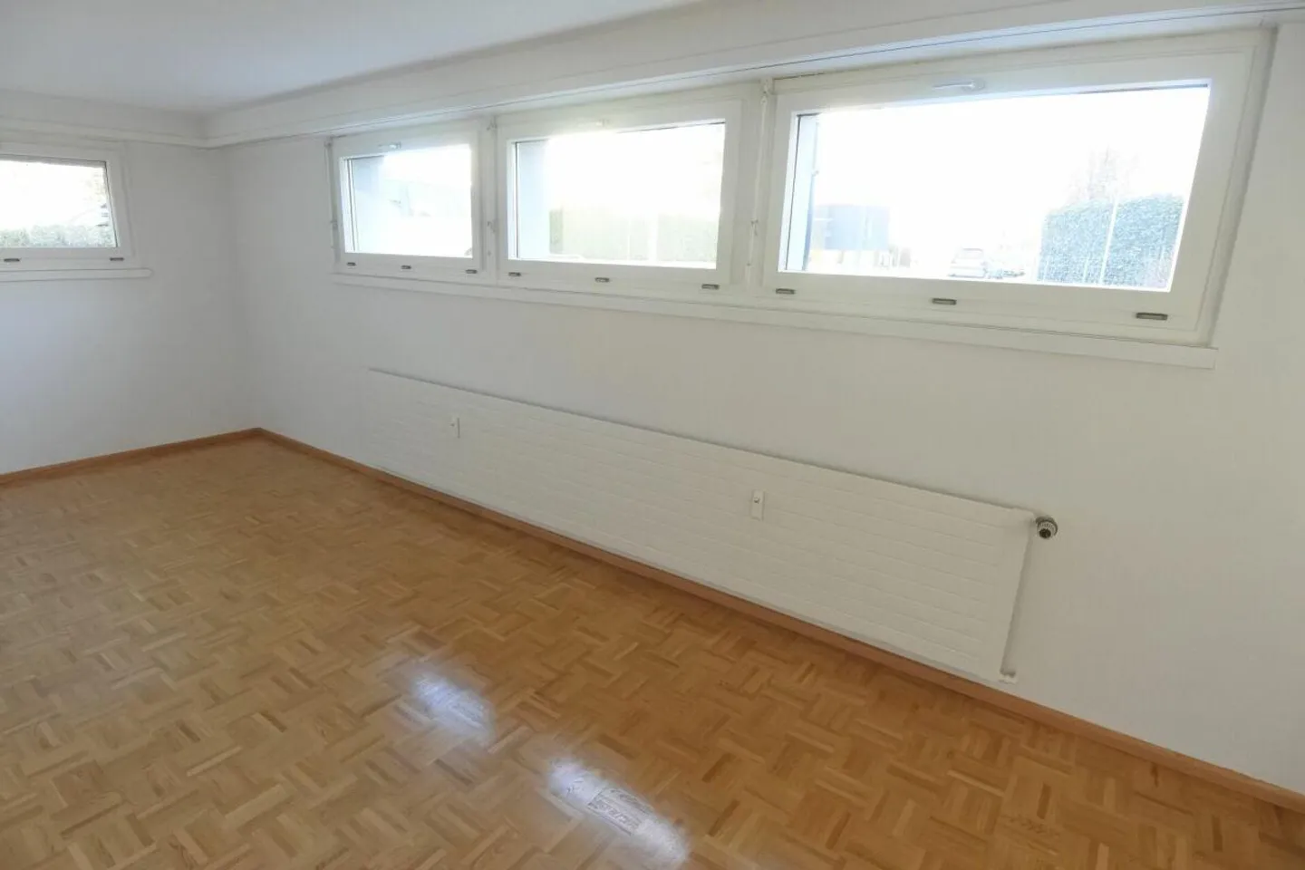 Spazio Commerciale Silenzioso / Ufficio / Studio / Pratica - Foto 5 di 7