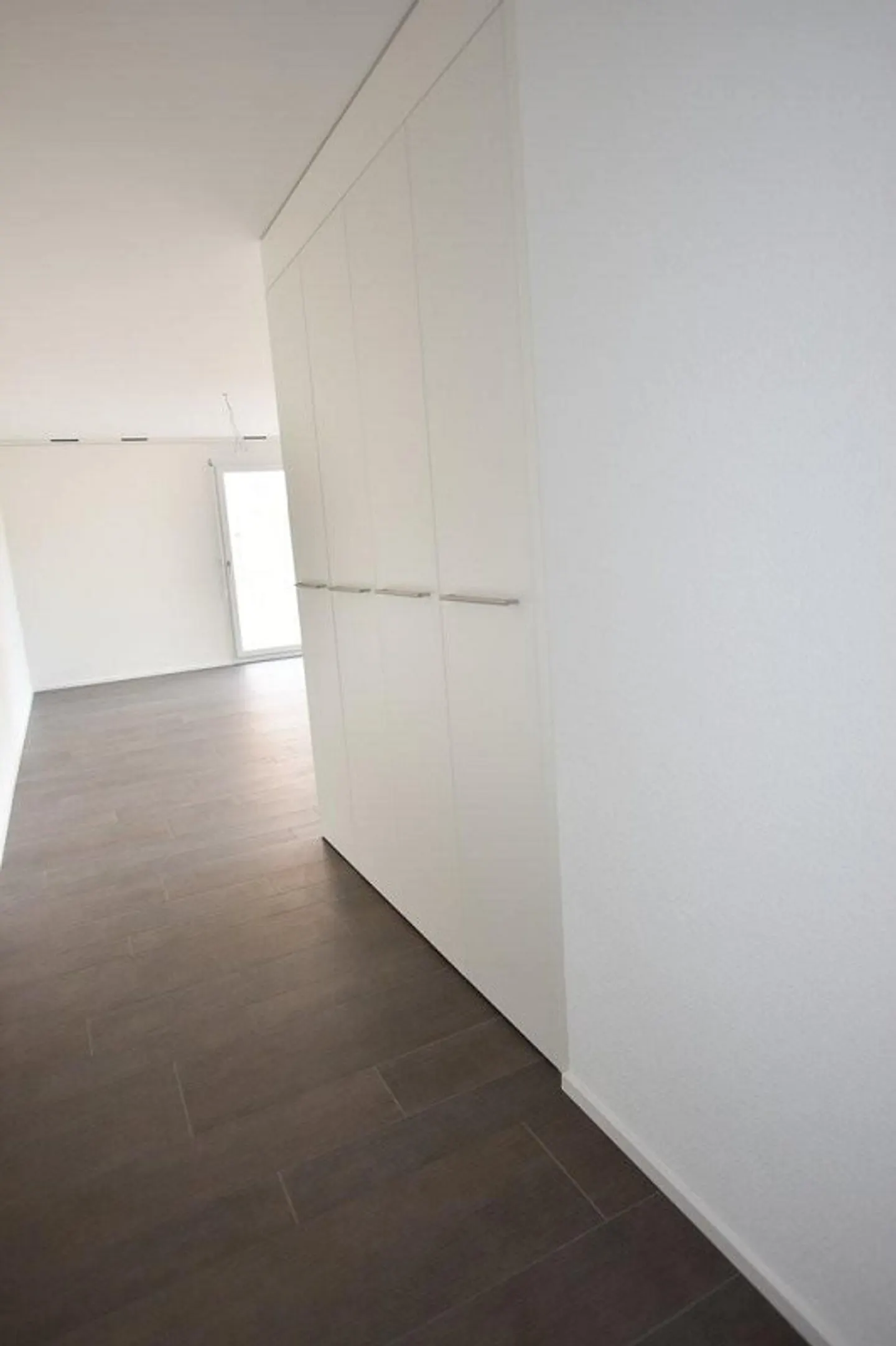 Moderno appartamento 2.5 stanze nel bellissimo Jardin du Paradis - Foto 6 di 11