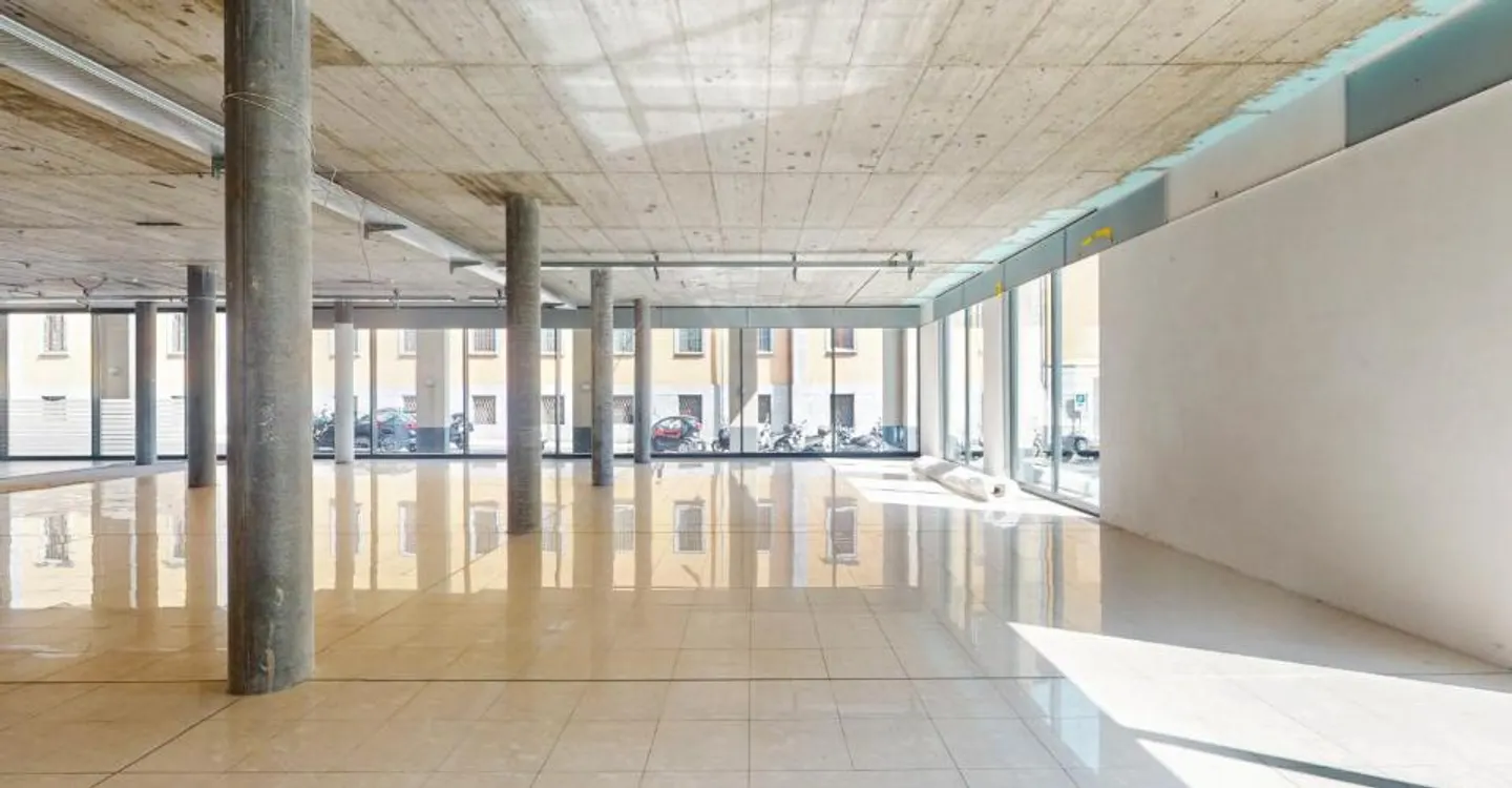 Spazio commerciale versatile a Bellinzona - Foto 4 di 6