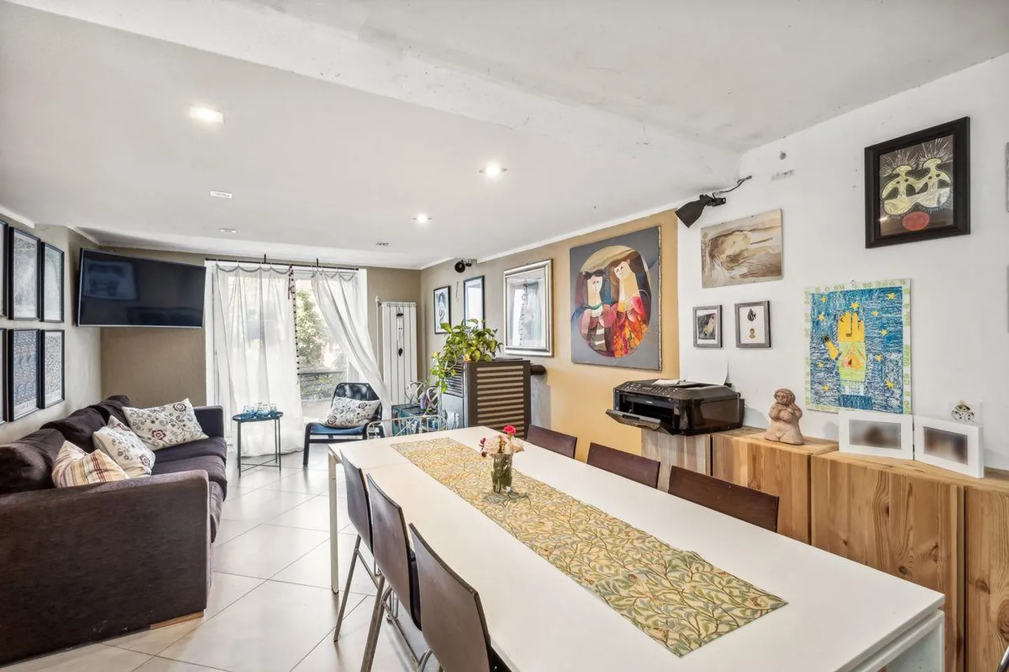 Charmantes Haus in Arbedo: Eine Zweitwohnung unter ... - Foto 5 von 10