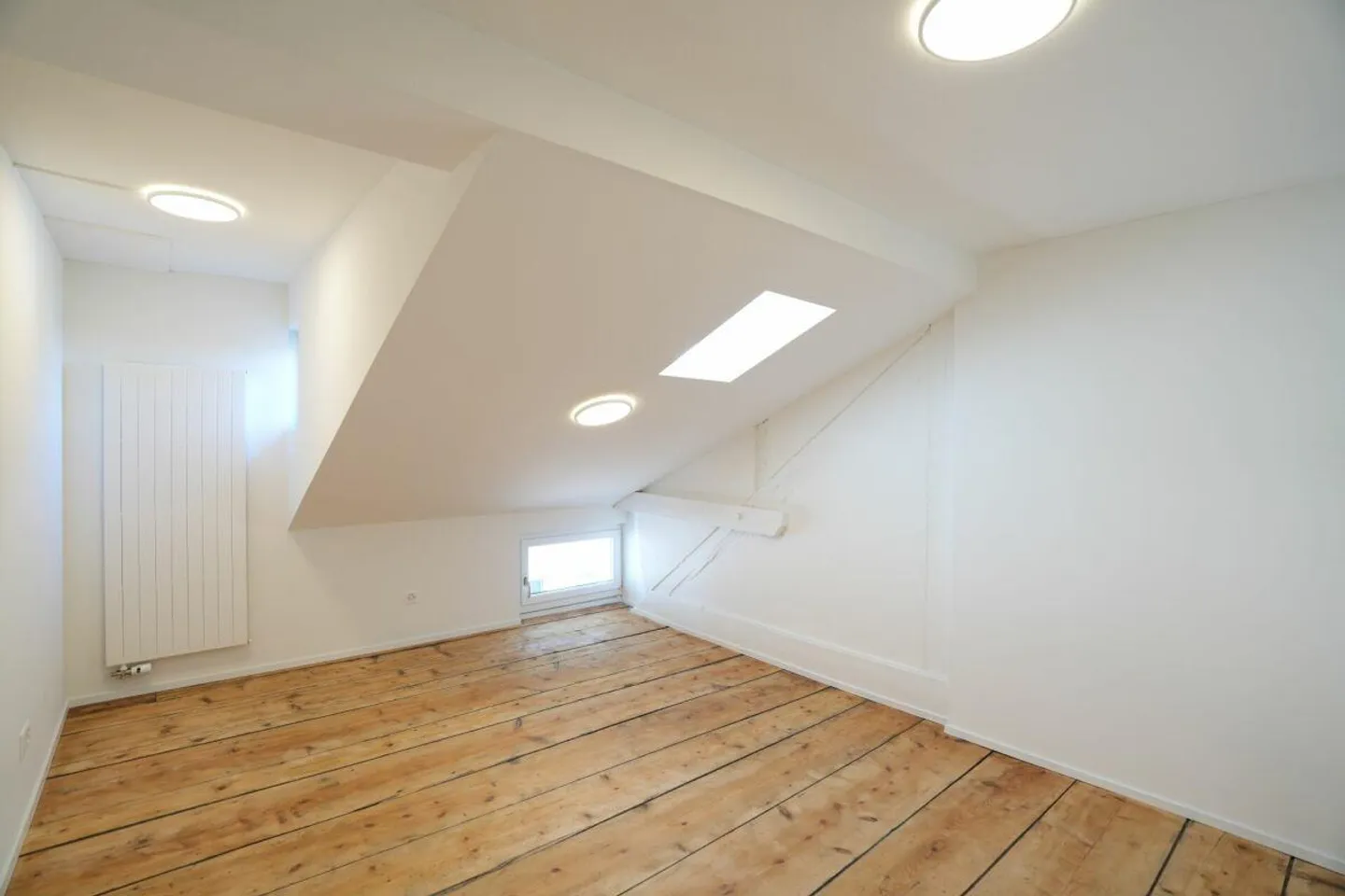 Solo 1 studio rimasto. Studi/uffici luminosi di nuova creazione... - Foto 3 di 8