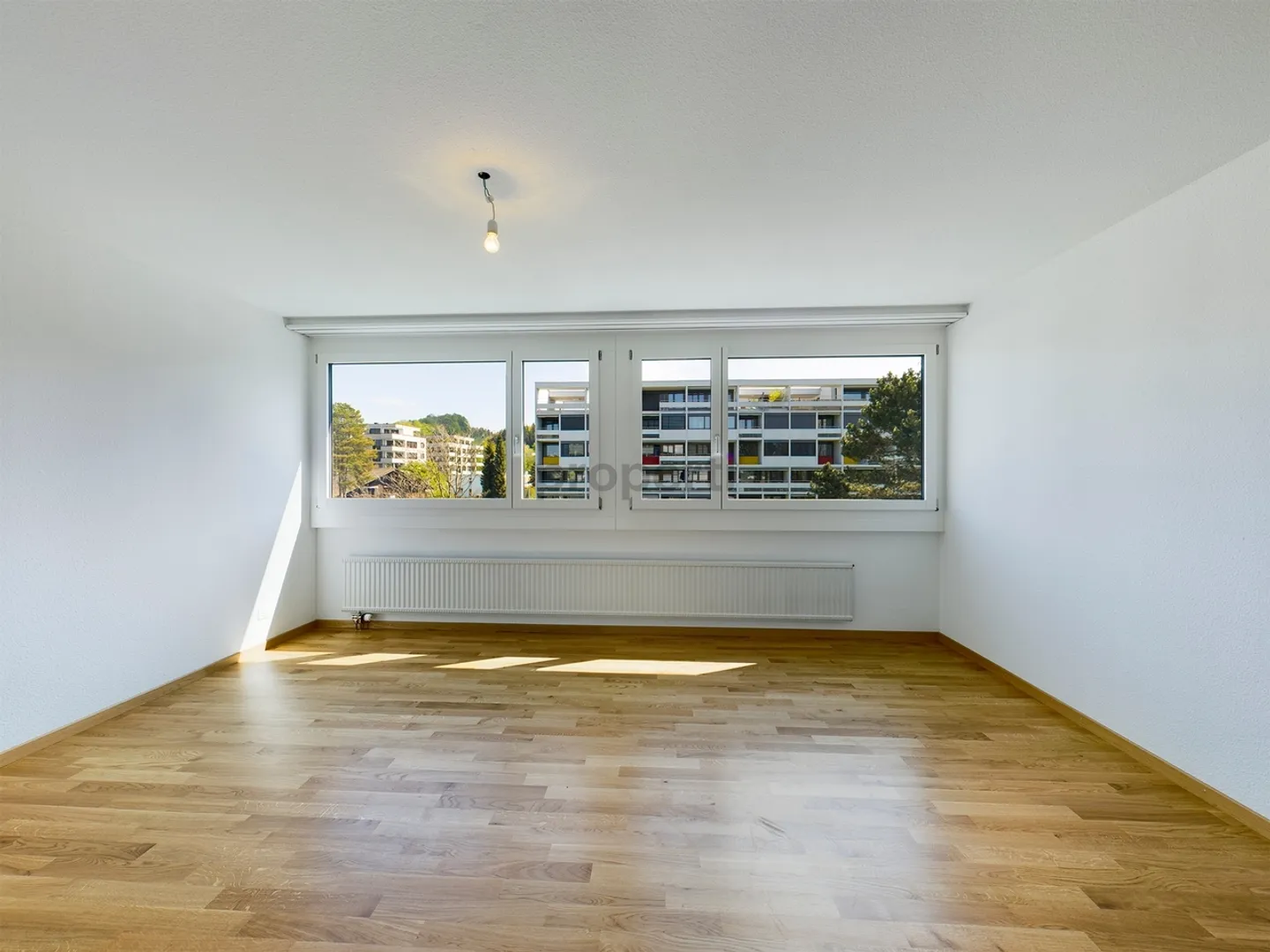 Vivere nel popolare quartiere di Büttenen - bell'appartamento di 4,5 stanze - Foto 4 di 8