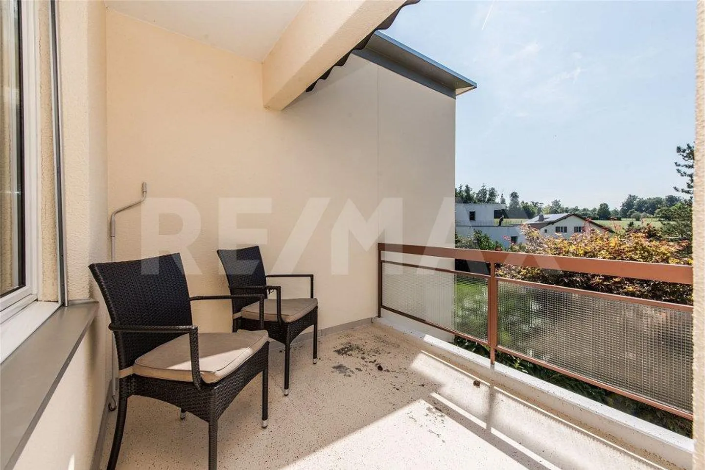 Casa a schiera soleggiata di 5 ½ locali in una posizione molto tranquilla - Foto 6 di 12