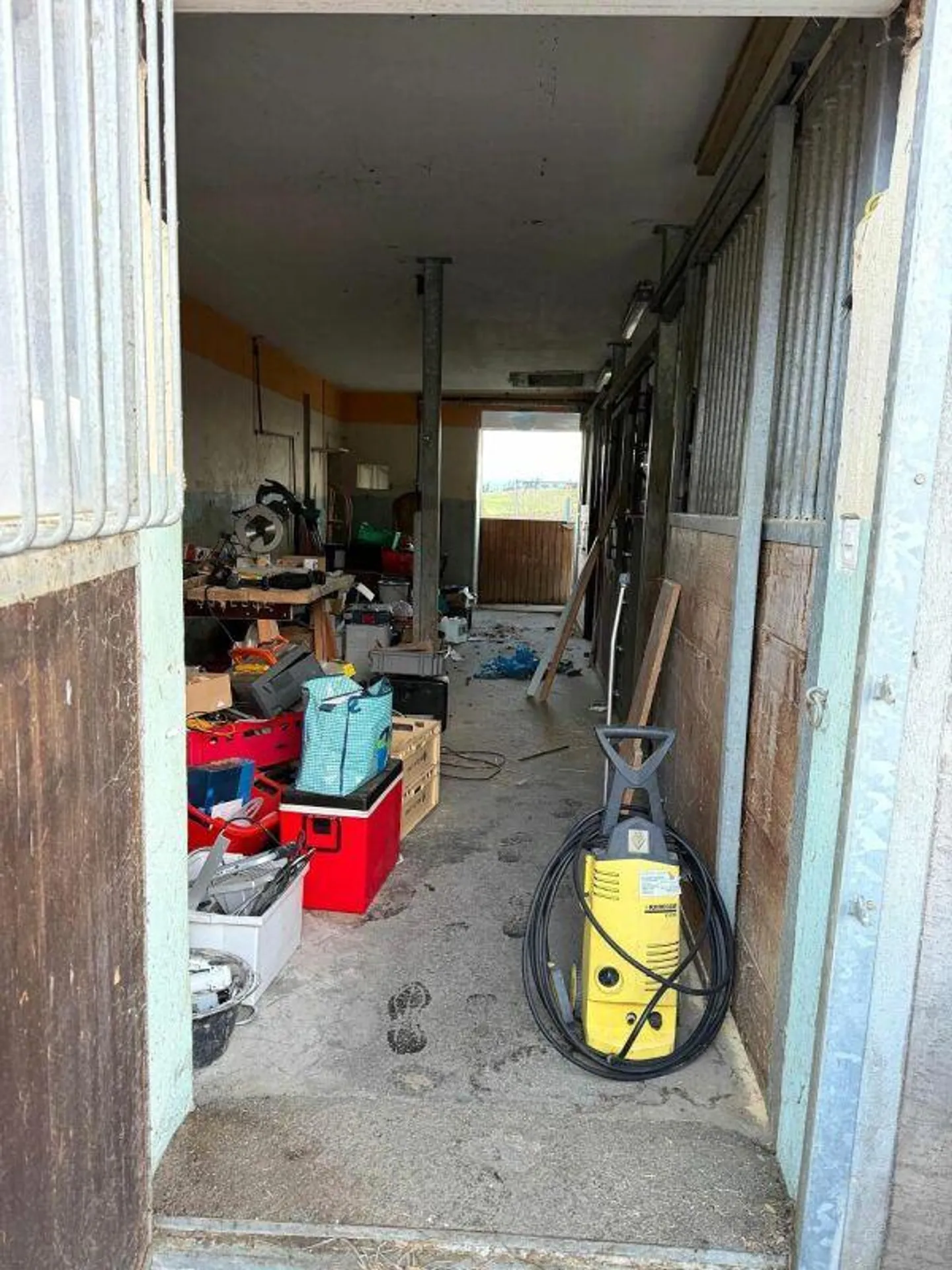 Storage Room - Photo 2 of 3