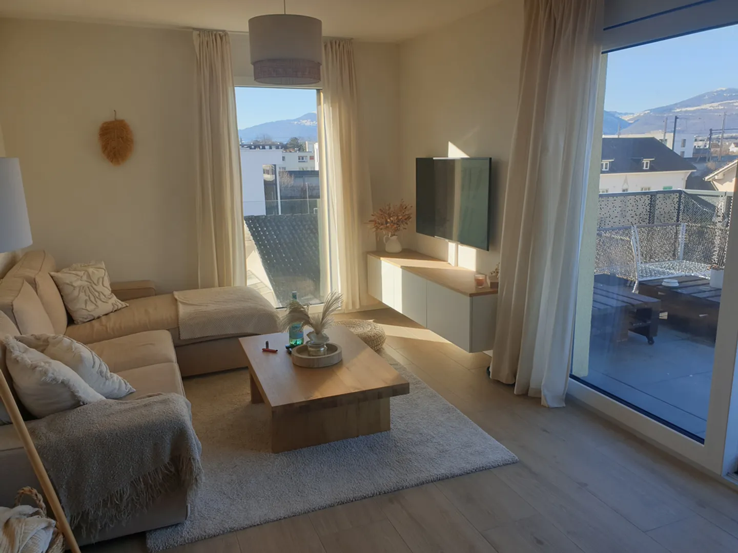 Helles 4.5-Zimmer-Apartment im 2. Stock - Foto 3 von 8