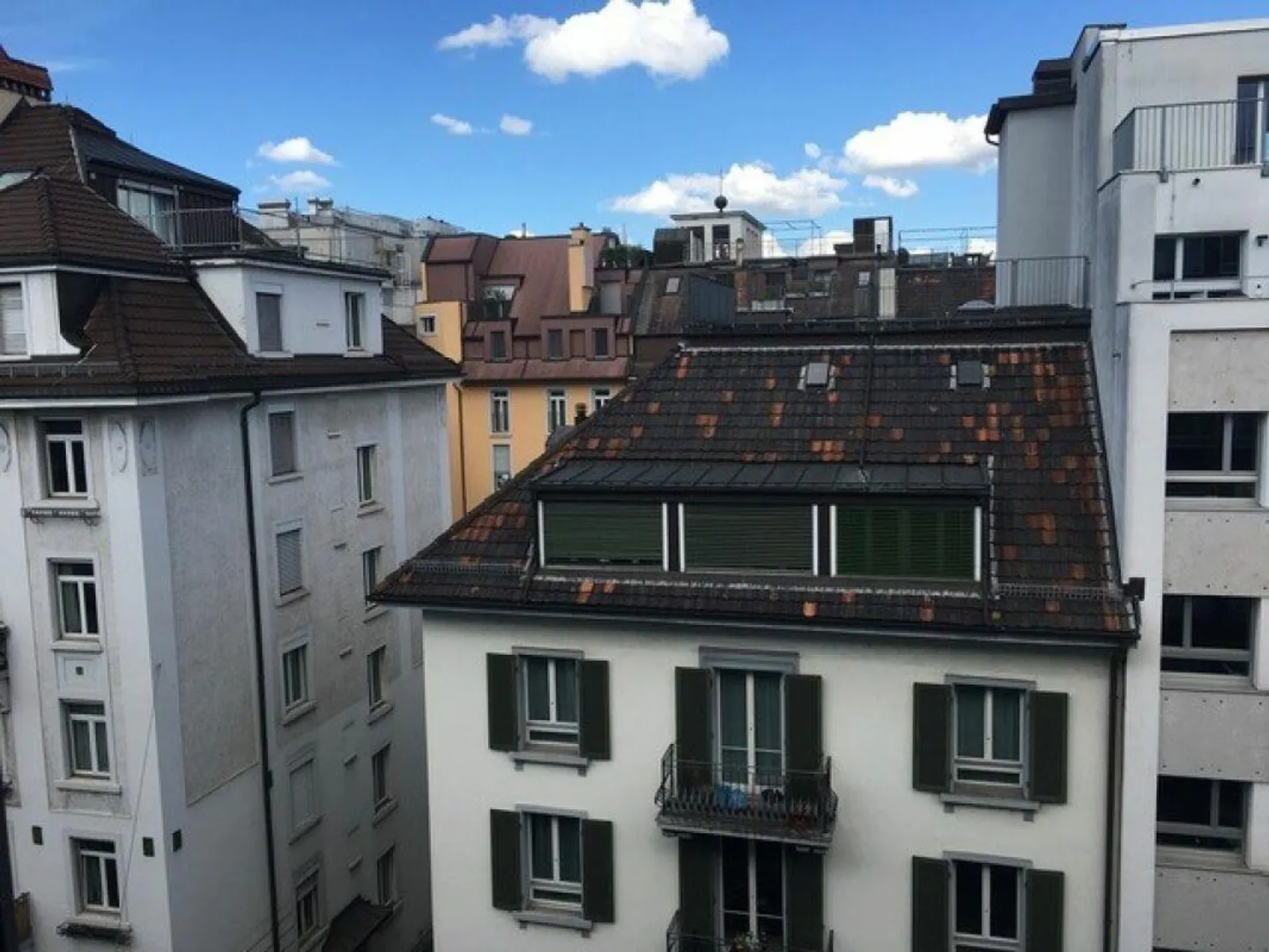 Centrally Located City Apartment on the 6th Floor - Photo 3 of 8