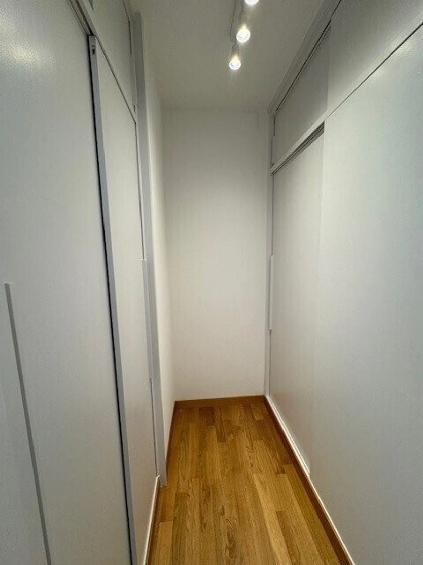 A stone's throw from the Lake and the city center. - Photo 10 of 12