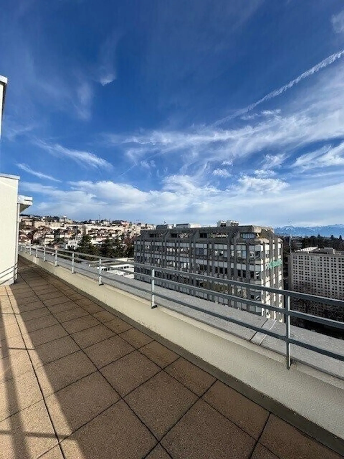 A stone's throw from the Lake and the city center. - Photo 1 of 12