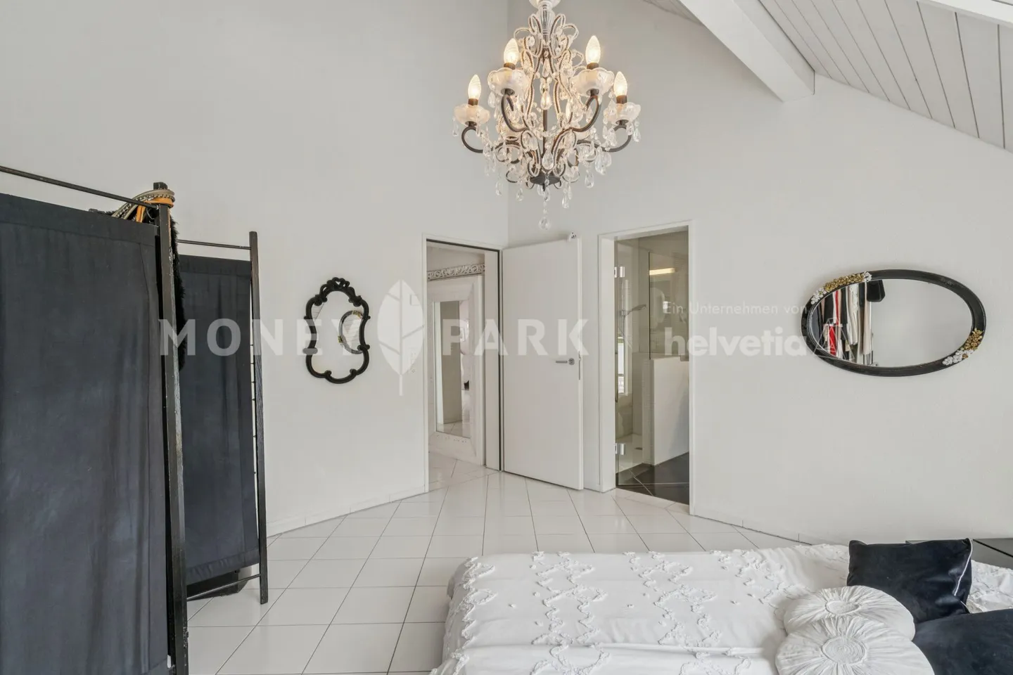 Living with a View - Well-maintained 5.5-room house on Pfannenstiel - Photo 11 of 14