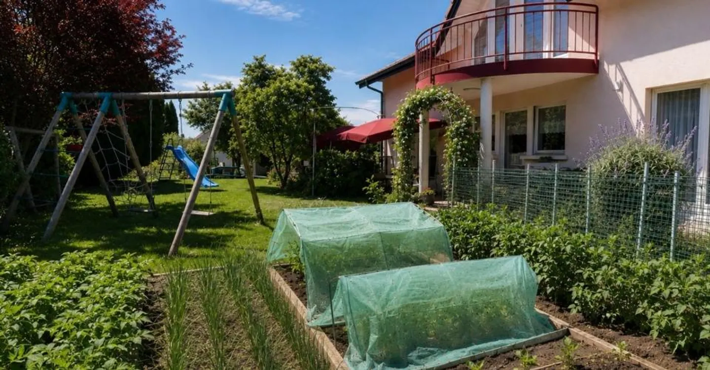 Charming Family Villa with Garden - Photo 1 of 7