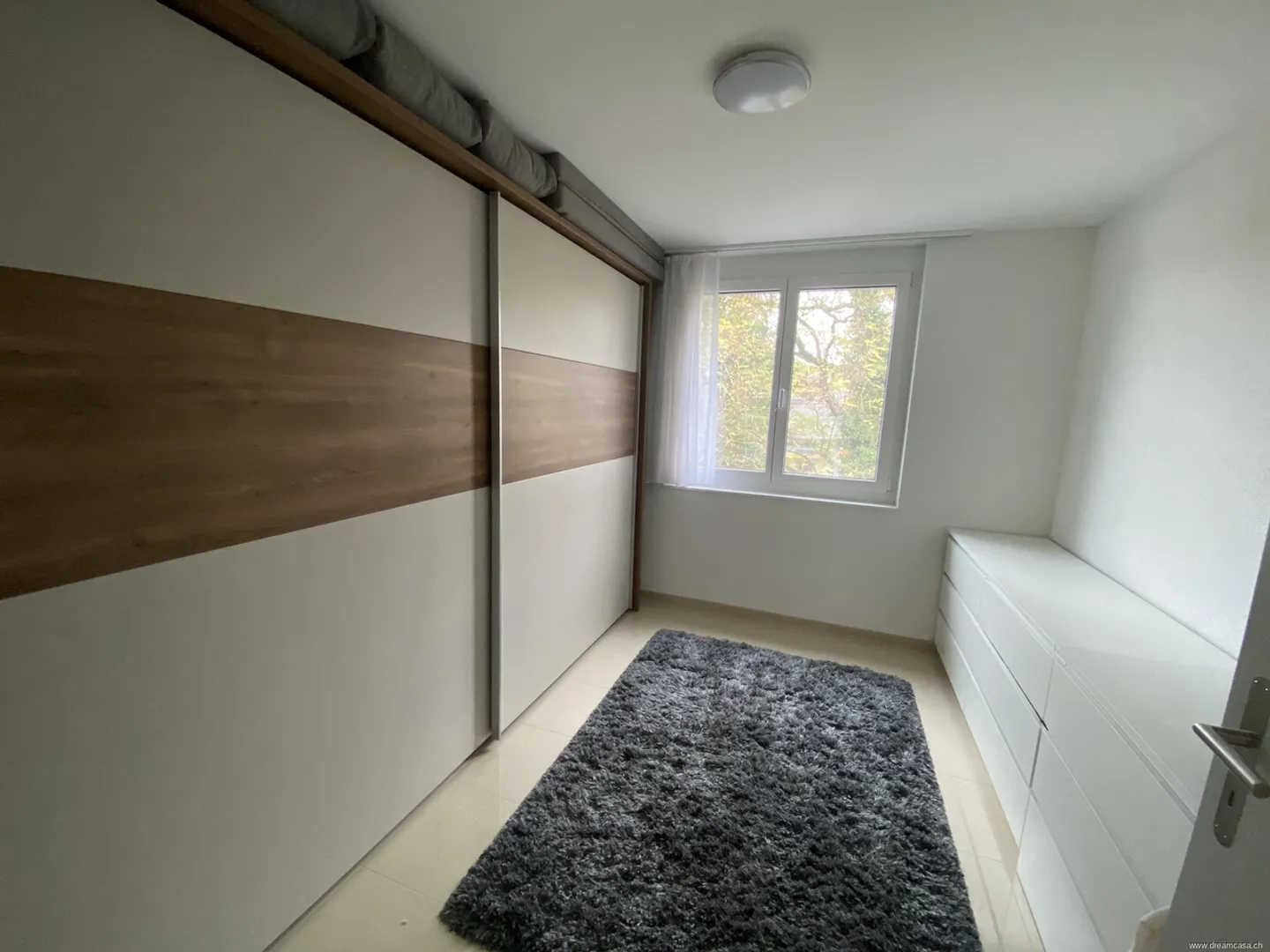 Central, Modern Living Near Highway - Photo 10 of 10