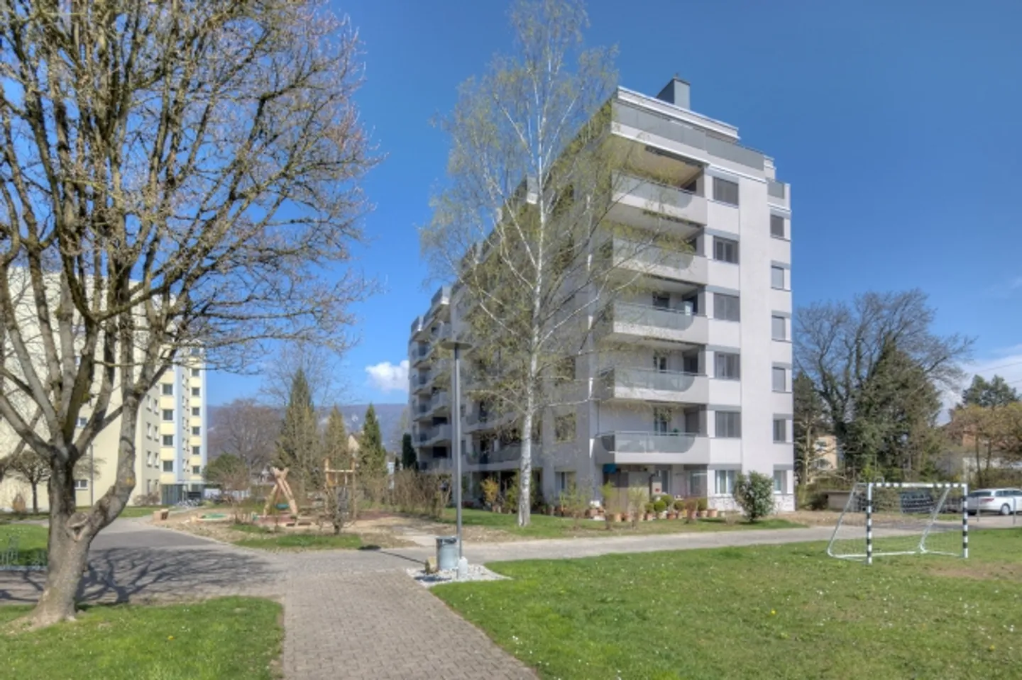 Central near the Solothurn train station! - Photo 1 of 7